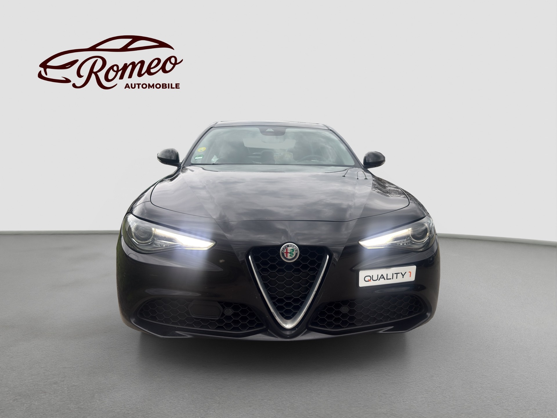 ALFA ROMEO Giulia 2.2 AE JTDM Automatic ** Frisch ab Service & Zahnriemenwechsel ** Ab MFK **-image-4