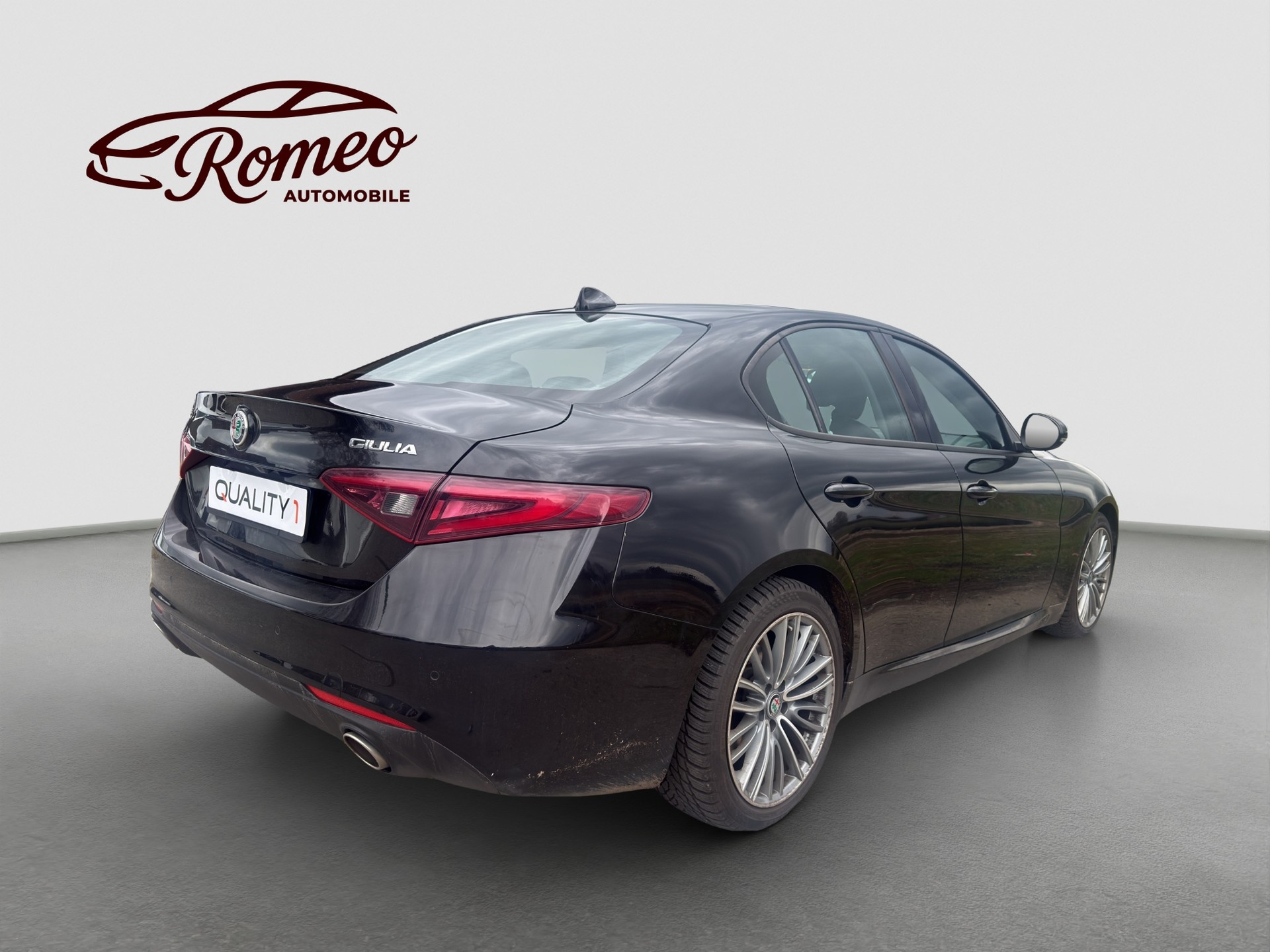 ALFA ROMEO Giulia 2.2 AE JTDM Automatic ** Frisch ab Service & Zahnriemenwechsel ** Ab MFK **-image-2