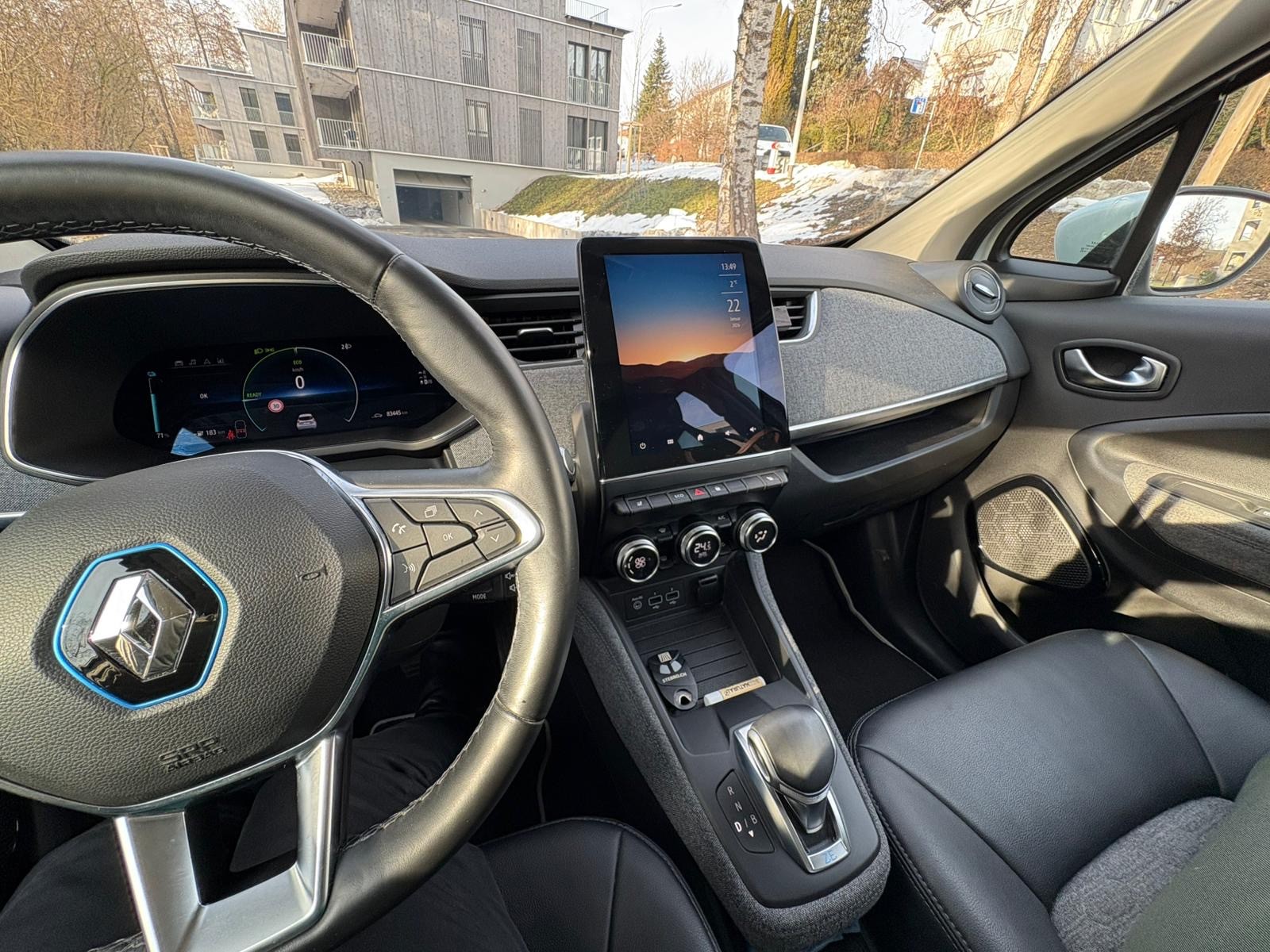 RENAULT Zoe Intens R135 (Batterie Miete)-image-3