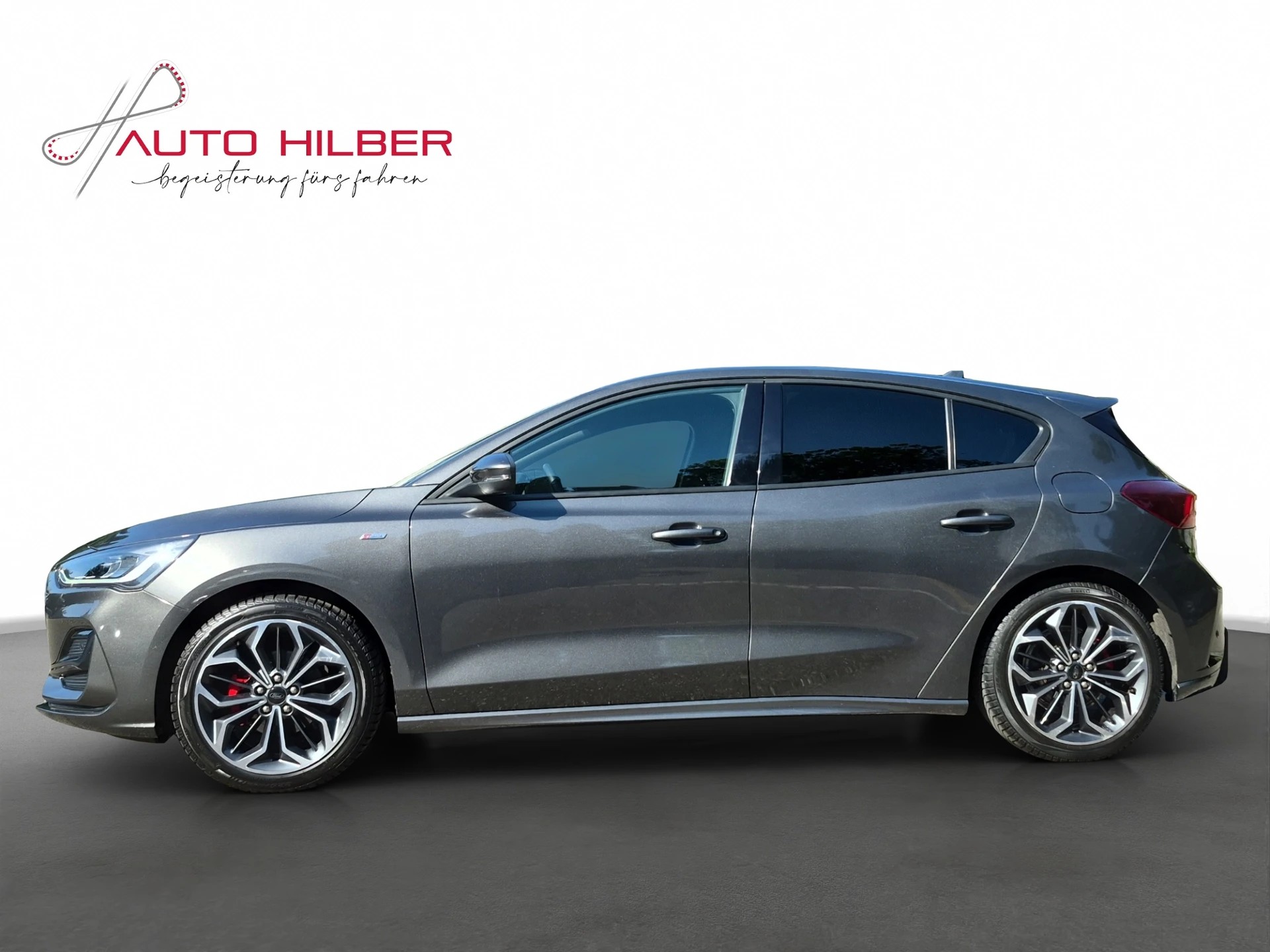 FORD Focus 1.0 MHEV ST-Line-image-2