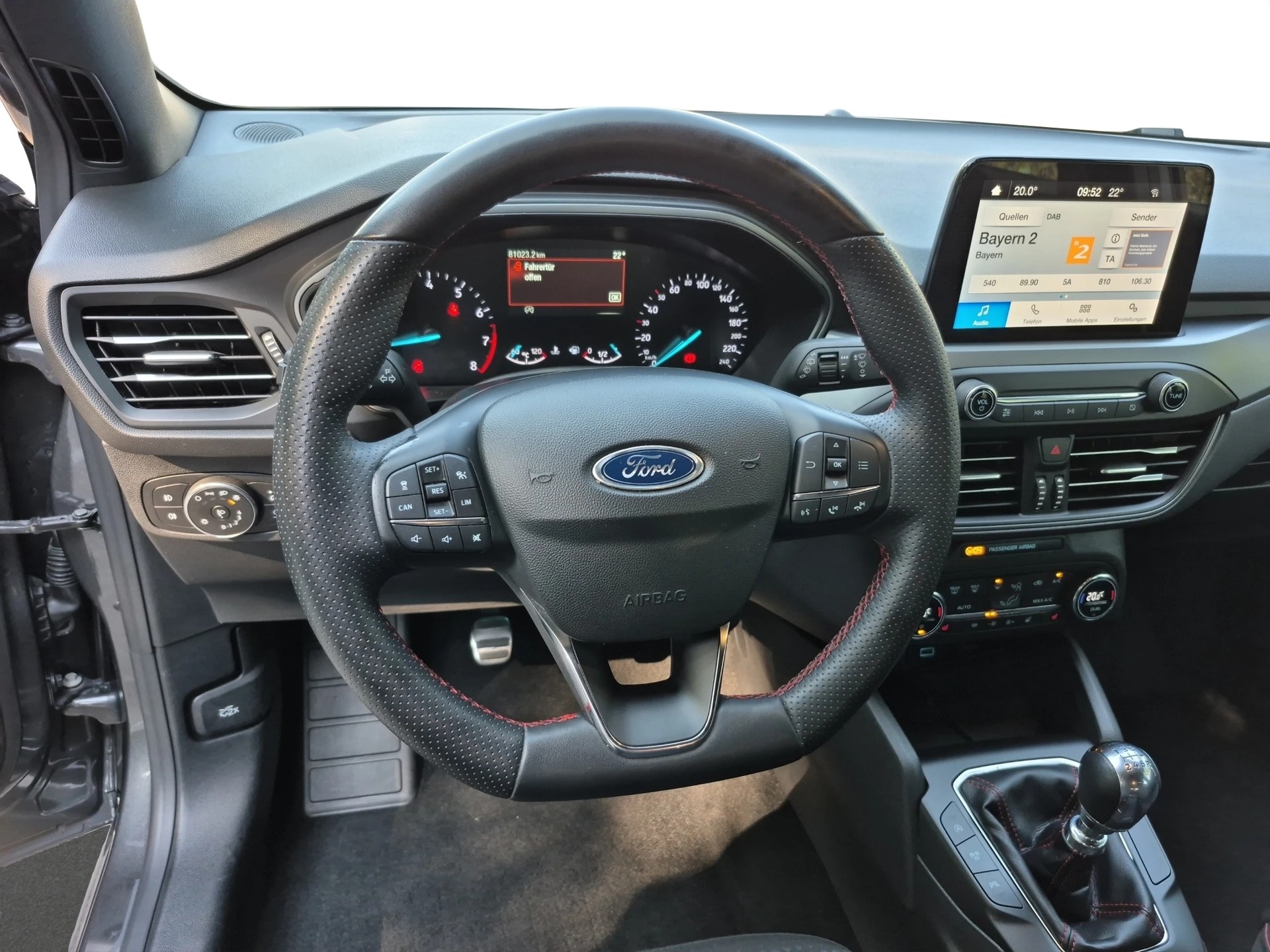 FORD Focus 1.0 MHEV ST-Line-image-7