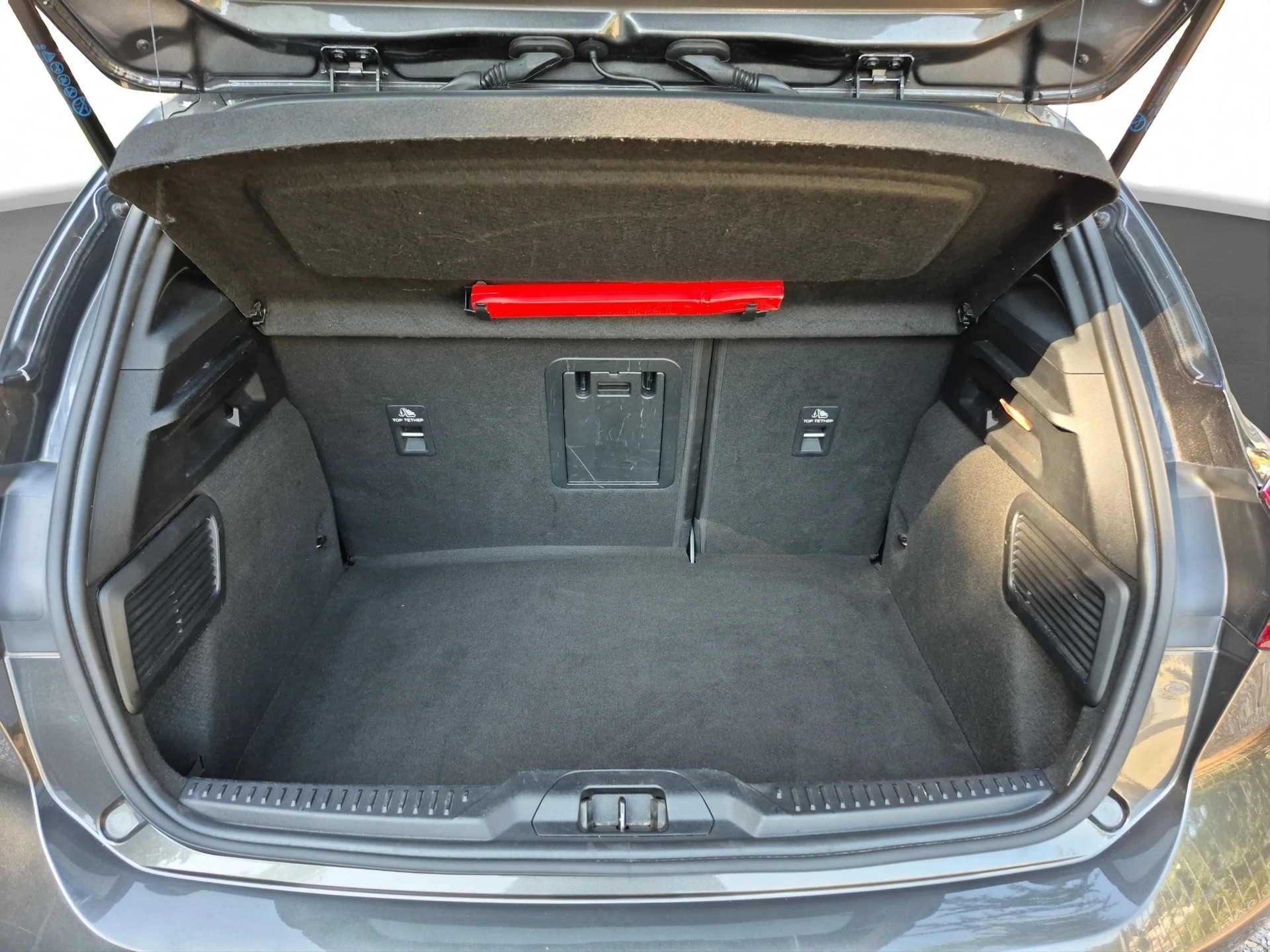 FORD Focus 1.0 MHEV ST-Line-image-11