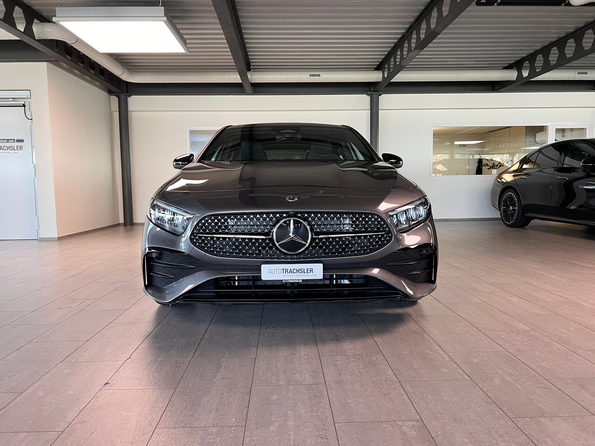 MERCEDES-BENZ A 200 Night Star 7G-DCT-image-1