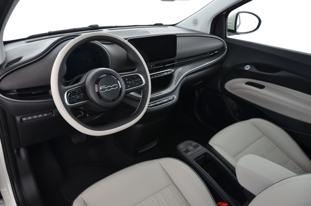 FIAT 500 La Prima by Bocelli TOP-image-12