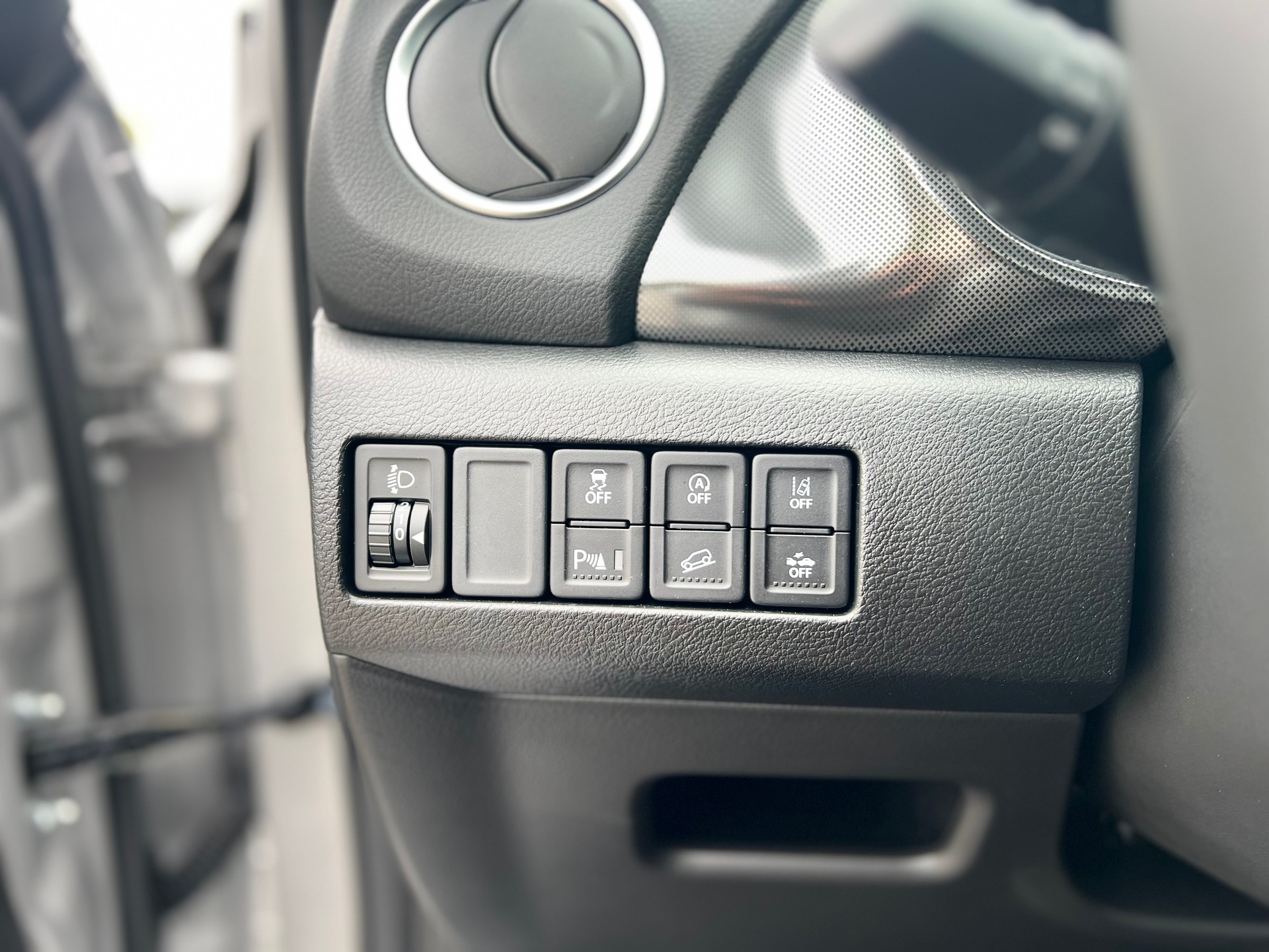 SUZUKI Vitara 1.4 Boosterjet Compact Top 4x4 Hybrid Automatic-image-18