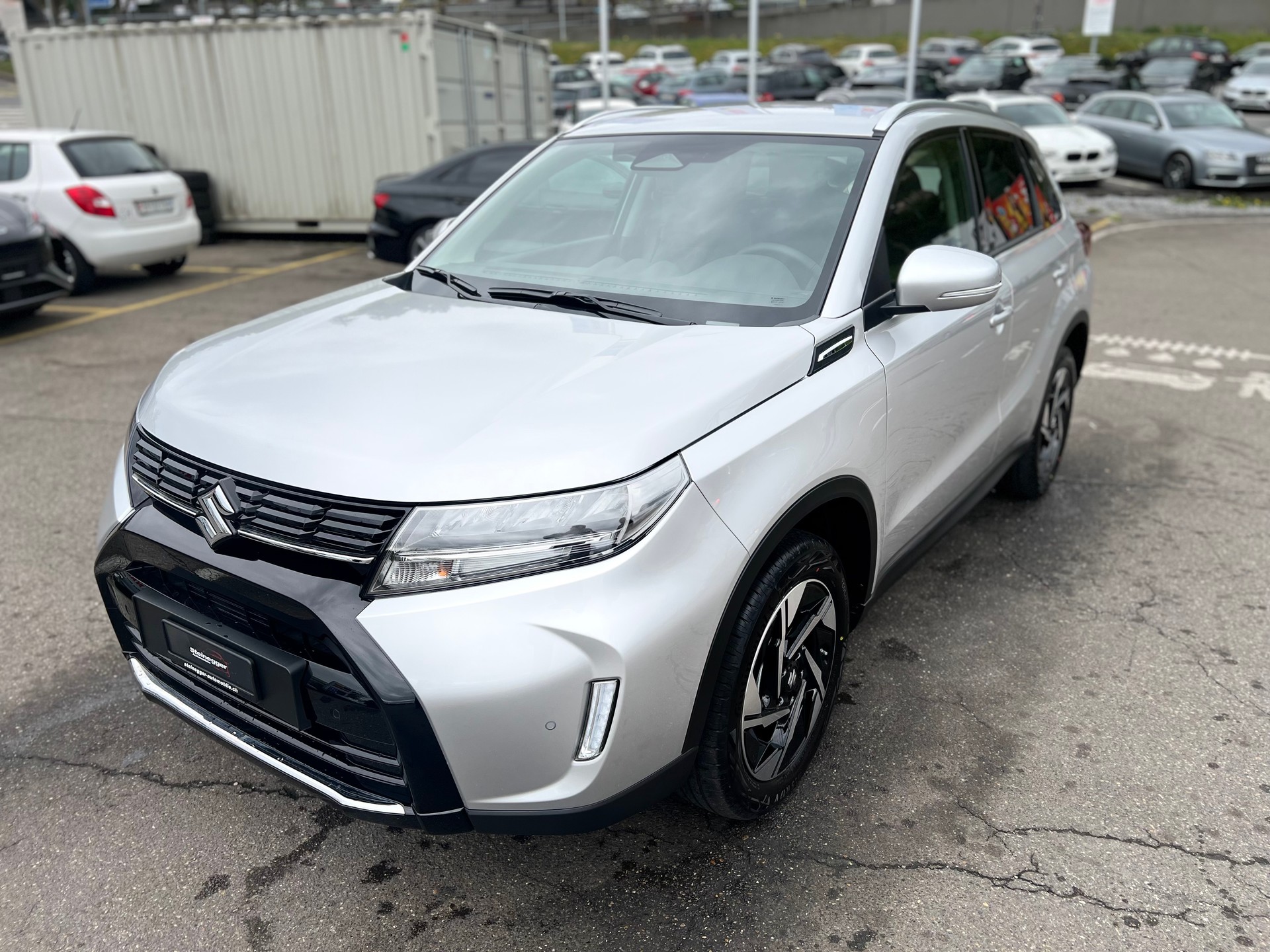 SUZUKI Vitara 1.4 Boosterjet Compact Top 4x4 Hybrid Automatic-image-4