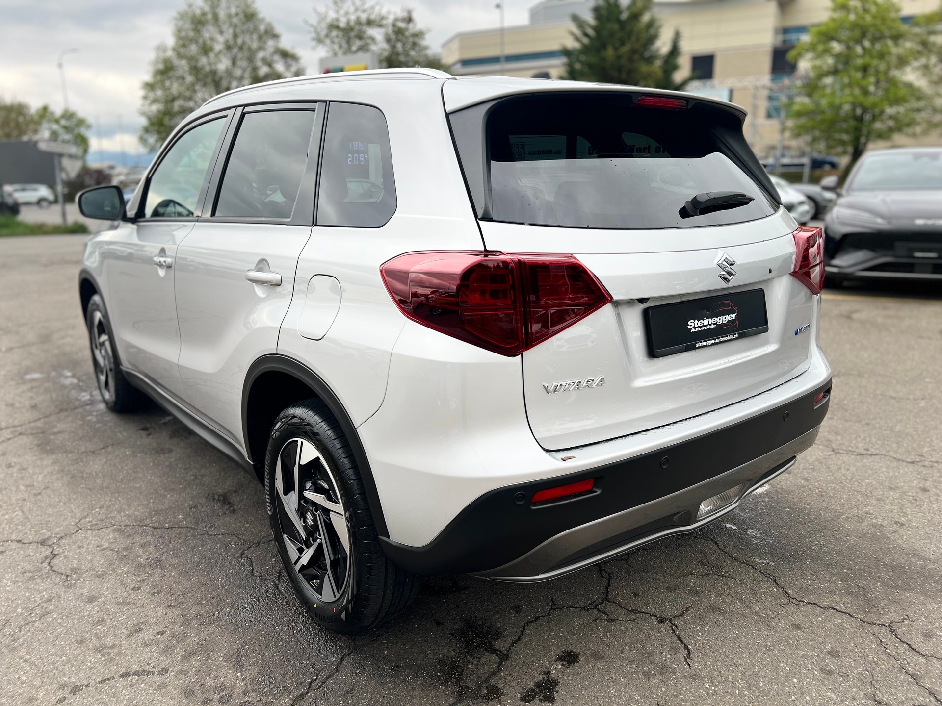 SUZUKI Vitara 1.4 Boosterjet Compact Top 4x4 Hybrid Automatic-image-7