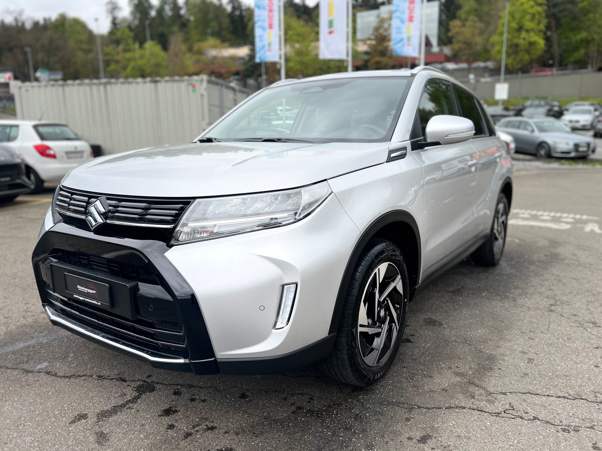 SUZUKI Vitara 1.4 Boosterjet Compact Top 4x4 Hybrid Automatic-image-5
