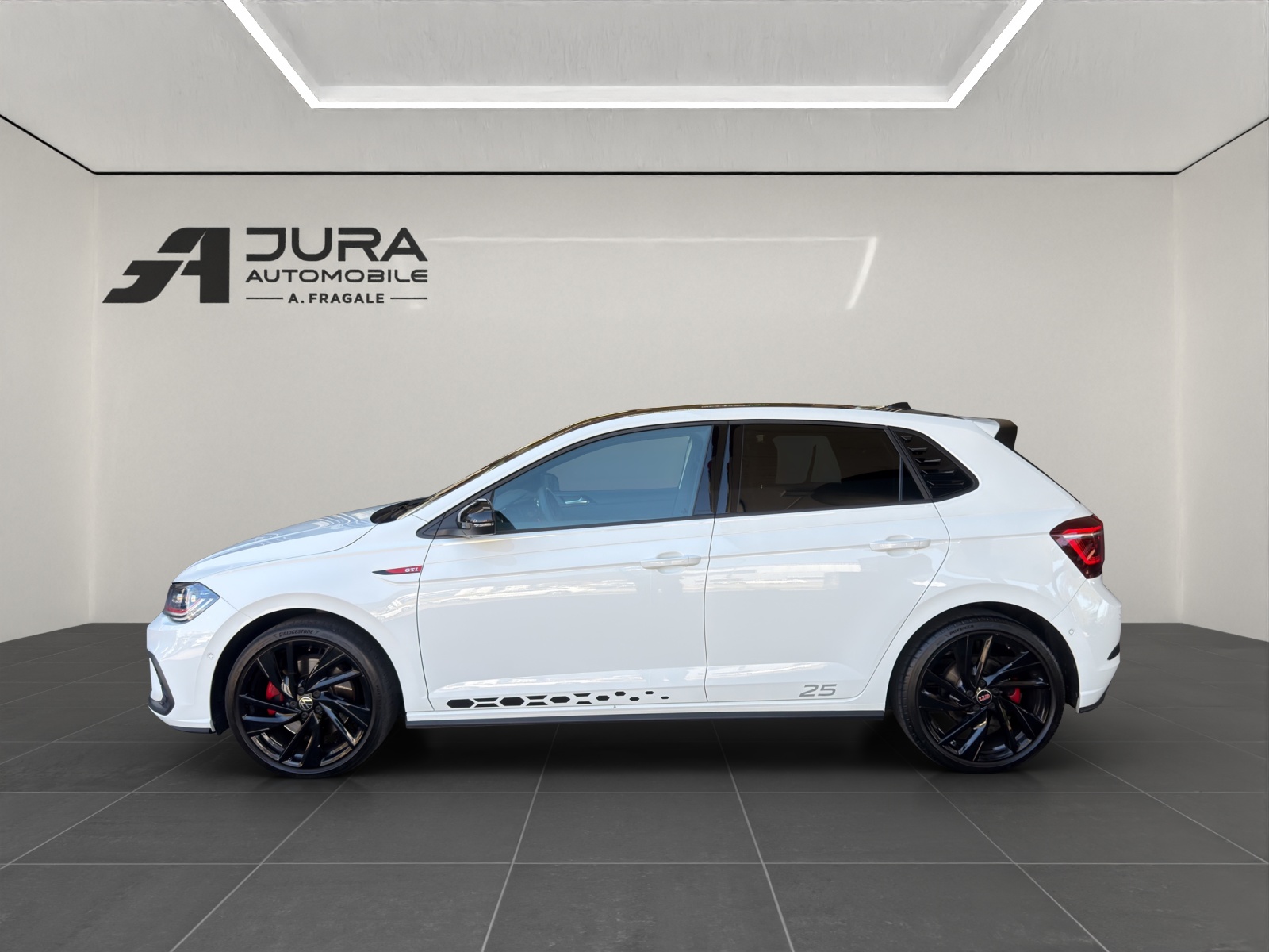 VW Polo 2.0 TSI GTI Edition 25 DSG-image-3