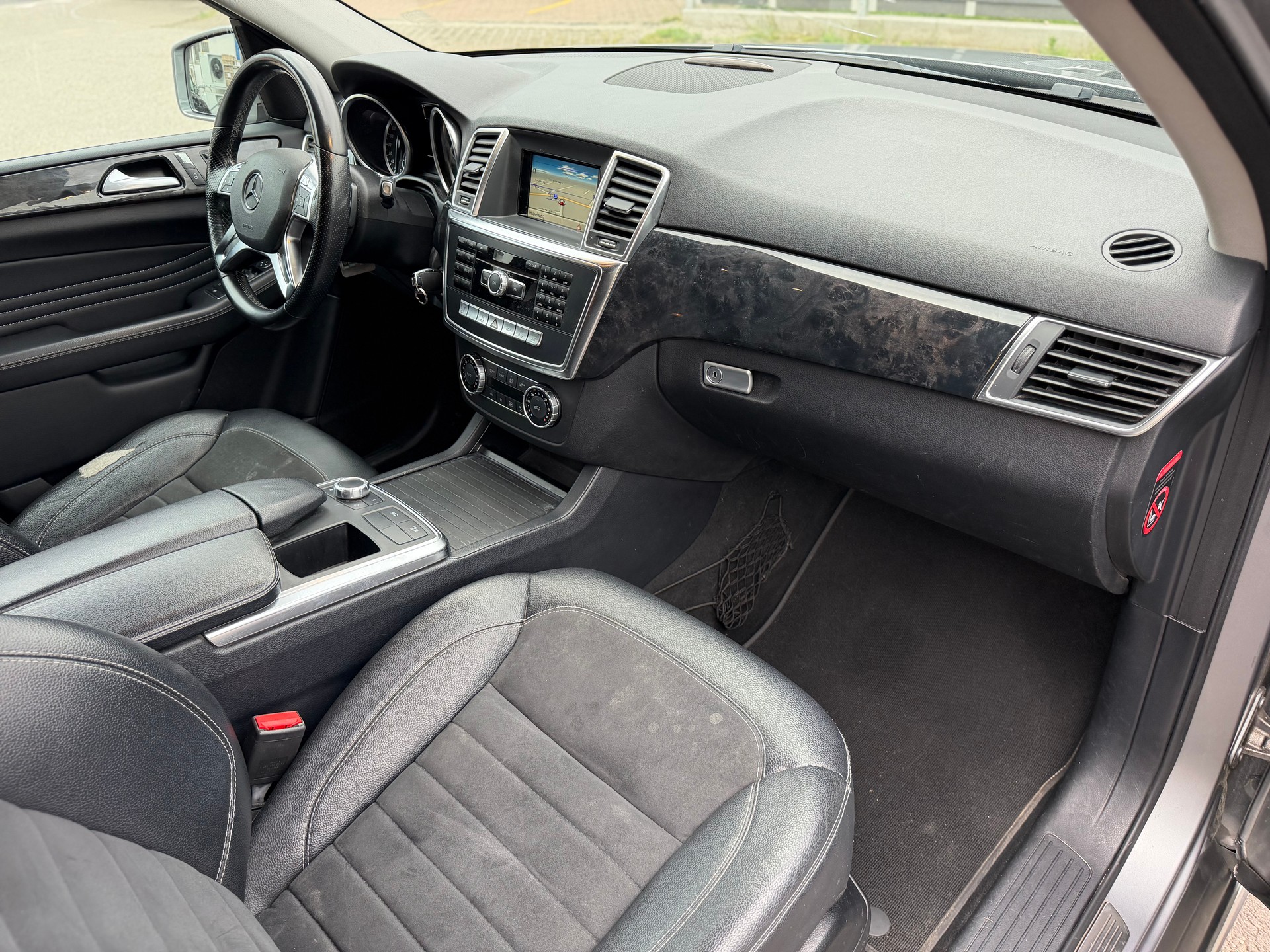 MERCEDES-BENZ ML 350 BlueTEC 4Matic 7G-Tronic-image-10