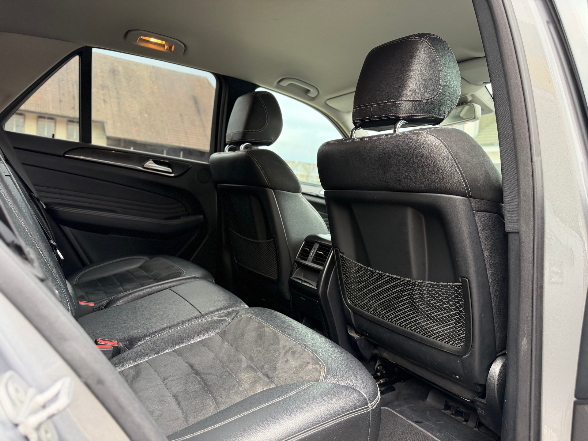 MERCEDES-BENZ ML 350 BlueTEC 4Matic 7G-Tronic-image-12