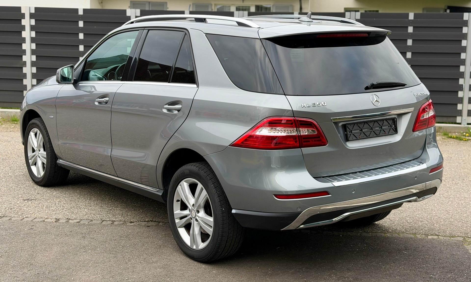 MERCEDES-BENZ ML 350 BlueTEC 4Matic 7G-Tronic-image-3
