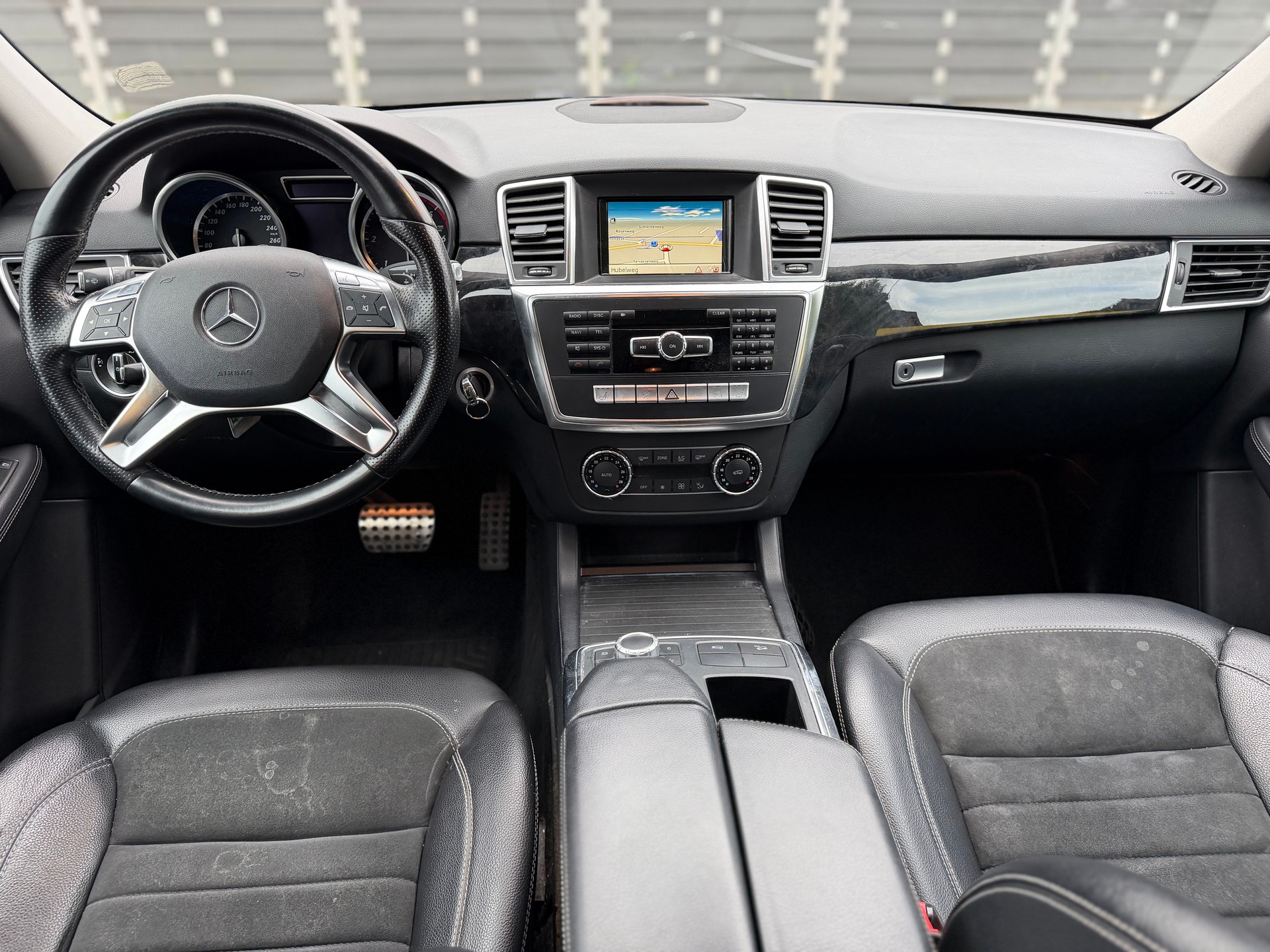 MERCEDES-BENZ ML 350 BlueTEC 4Matic 7G-Tronic-image-6