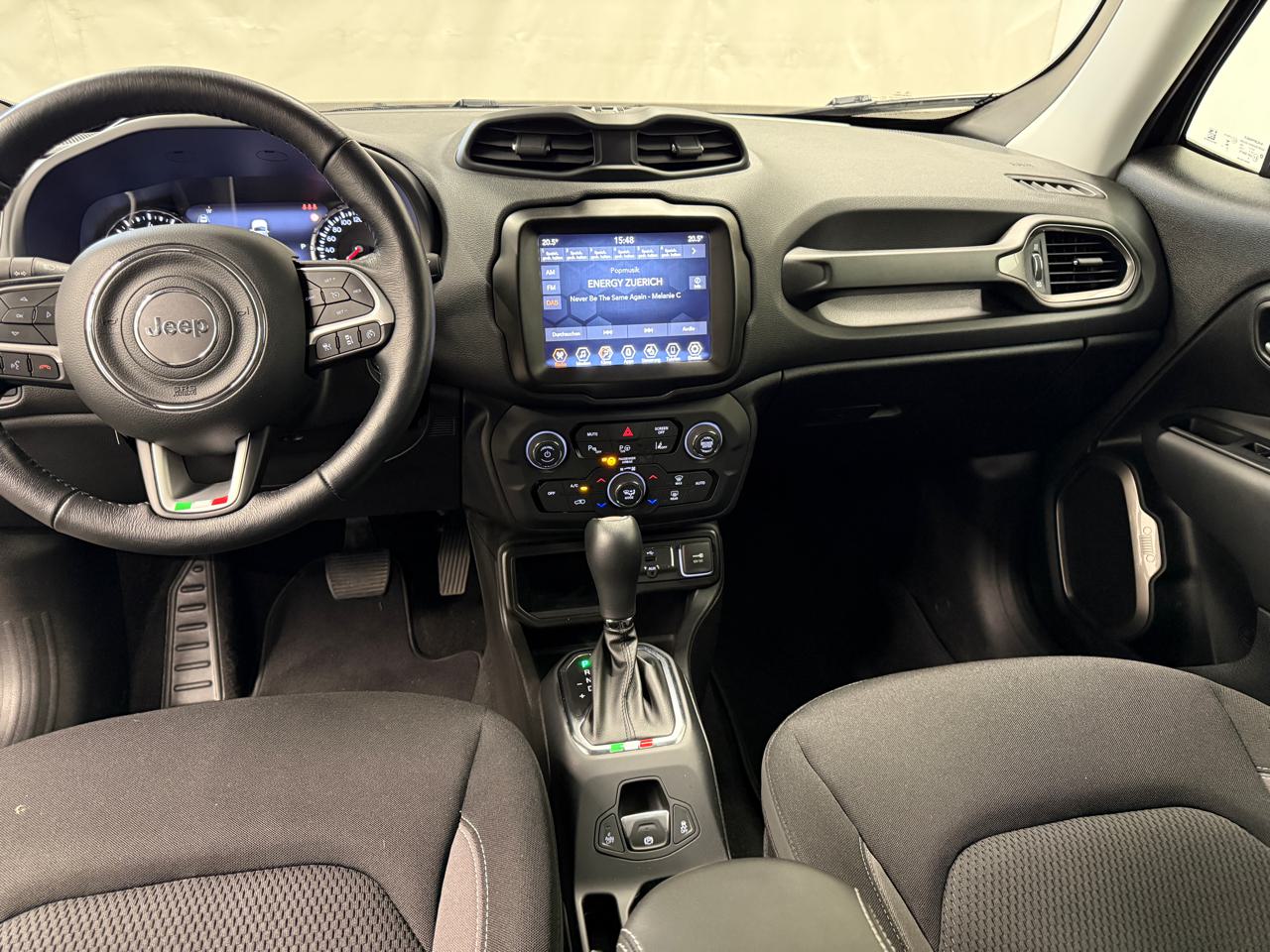 JEEP Renegade 1.5 Turbo MHEV Limited-image-4