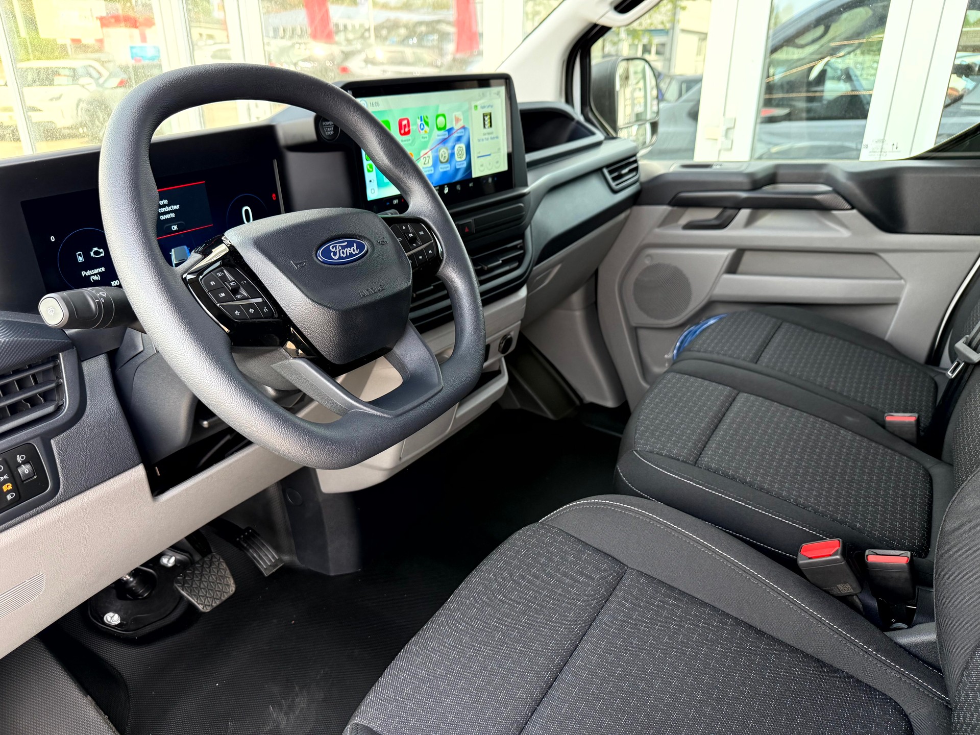 FORD Transit Custom Van PHEV 320 L1H1 Trend Automat-image-12
