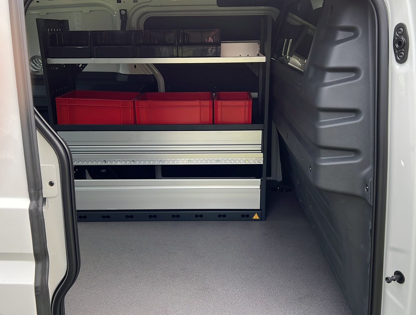 VW ID. Buzz Cargo-image-9