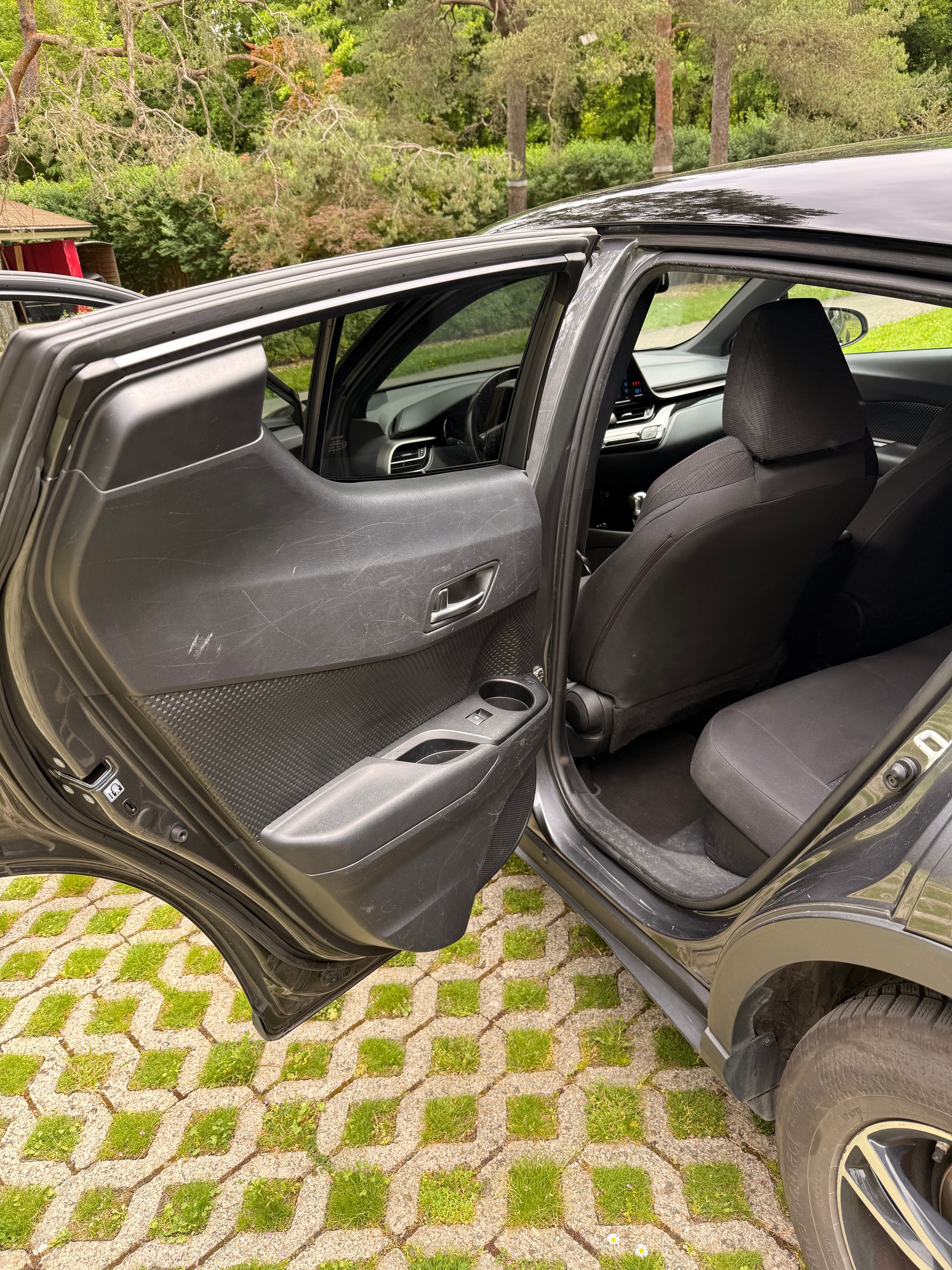 TOYOTA 1.8 VVTi HSD Trend-image-11