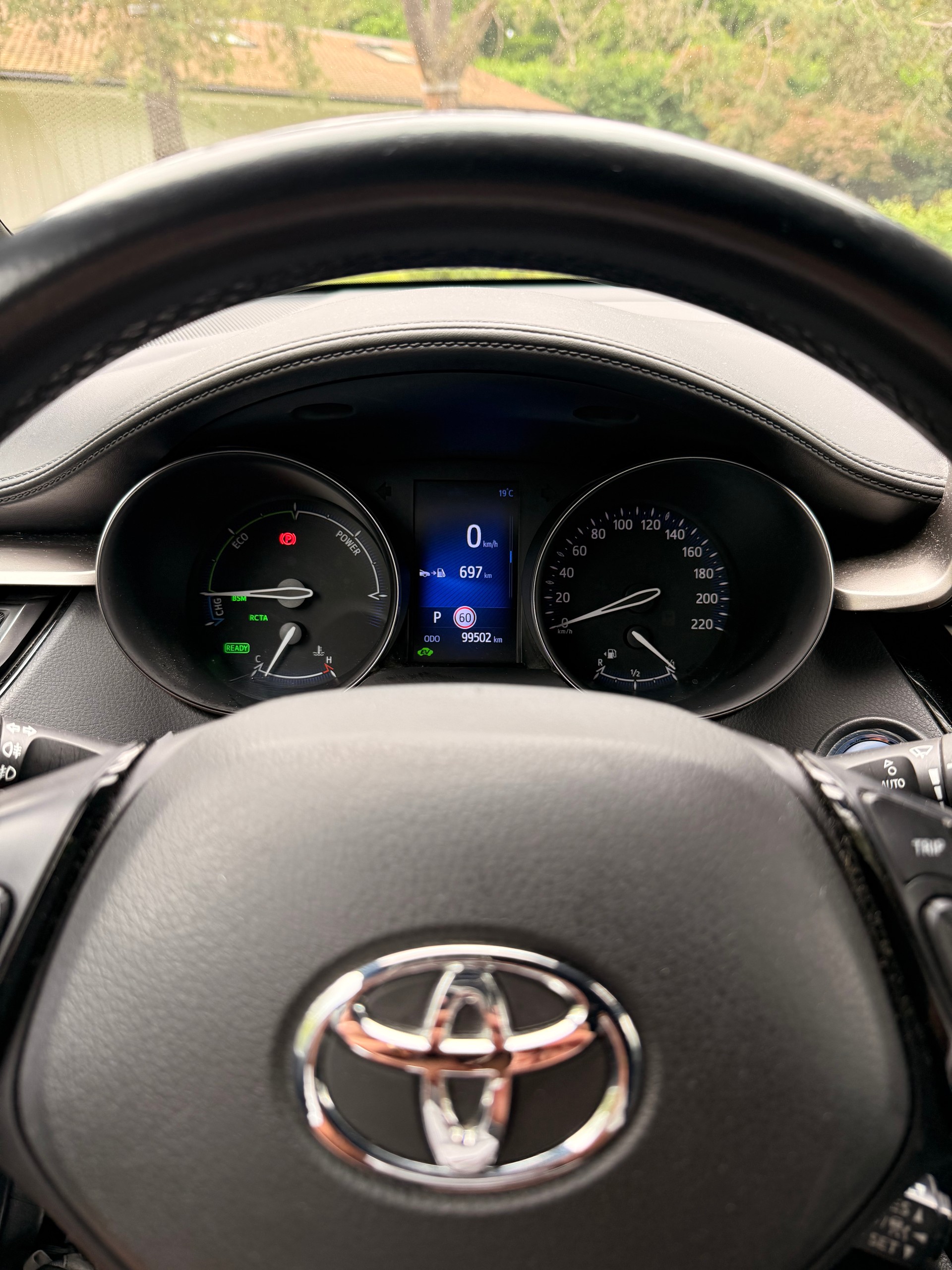 TOYOTA 1.8 VVTi HSD Trend-image-17