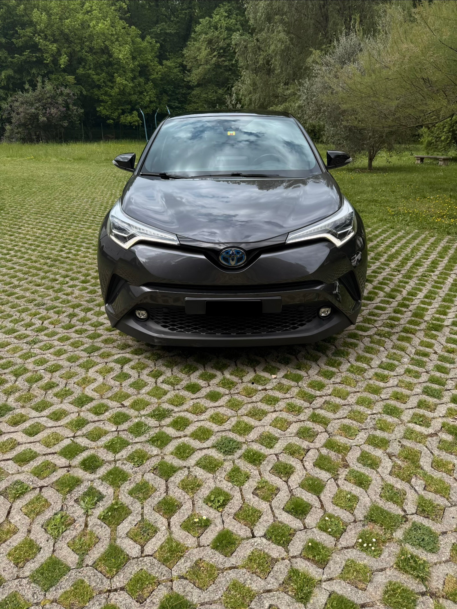 TOYOTA 1.8 VVTi HSD Trend-image-1