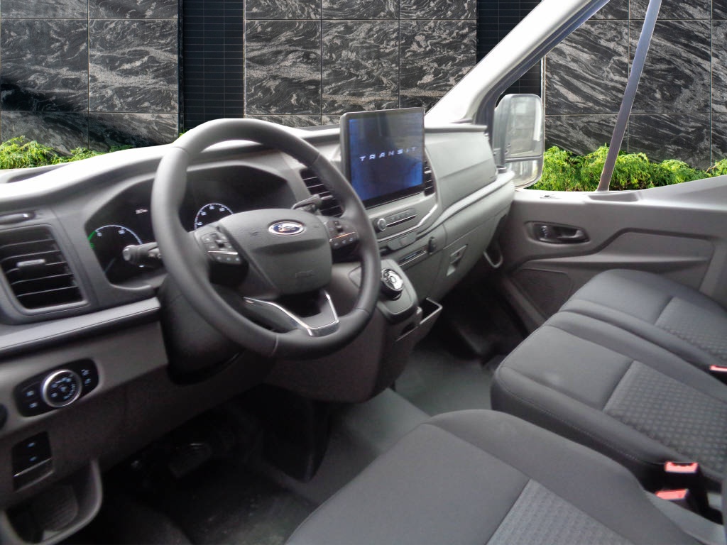FORD E-Transit Van 350 L2H2 67kWh Trend-image-5