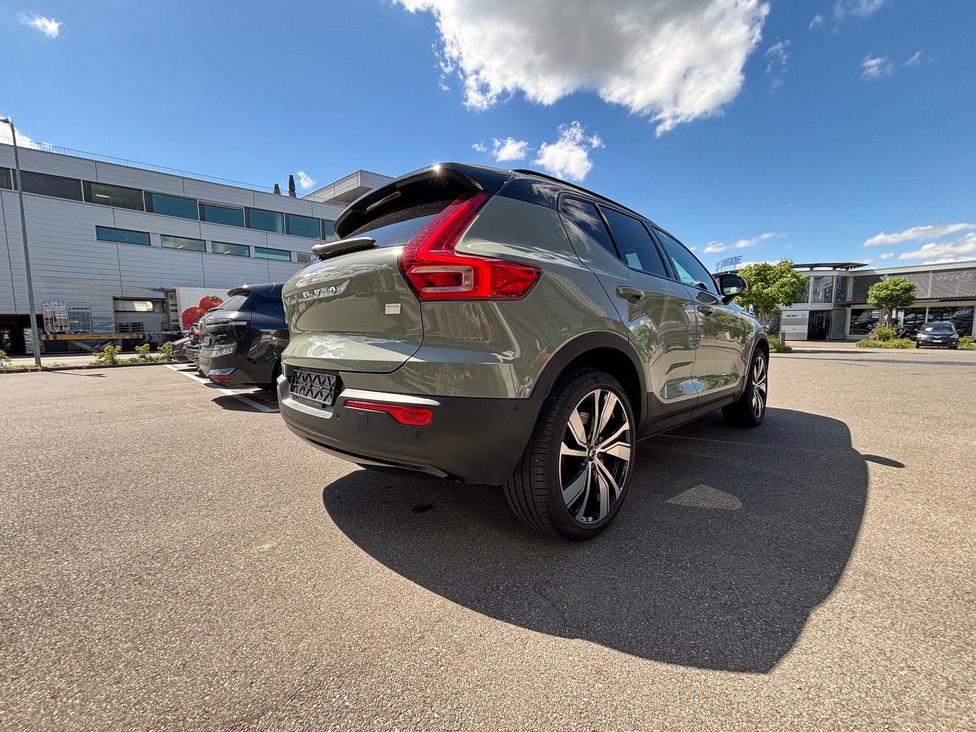 VOLVO XC40 P6 Pro FWD-image-5