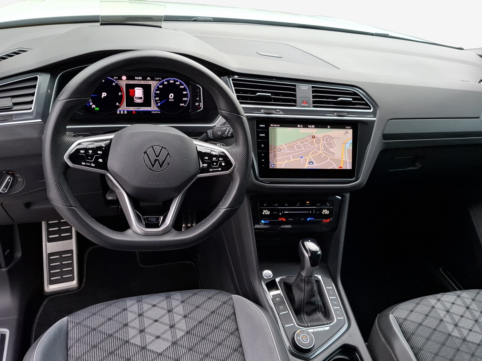 VW Tiguan 2.0 TDI SCR R-Line 4Motion DSG-image-10