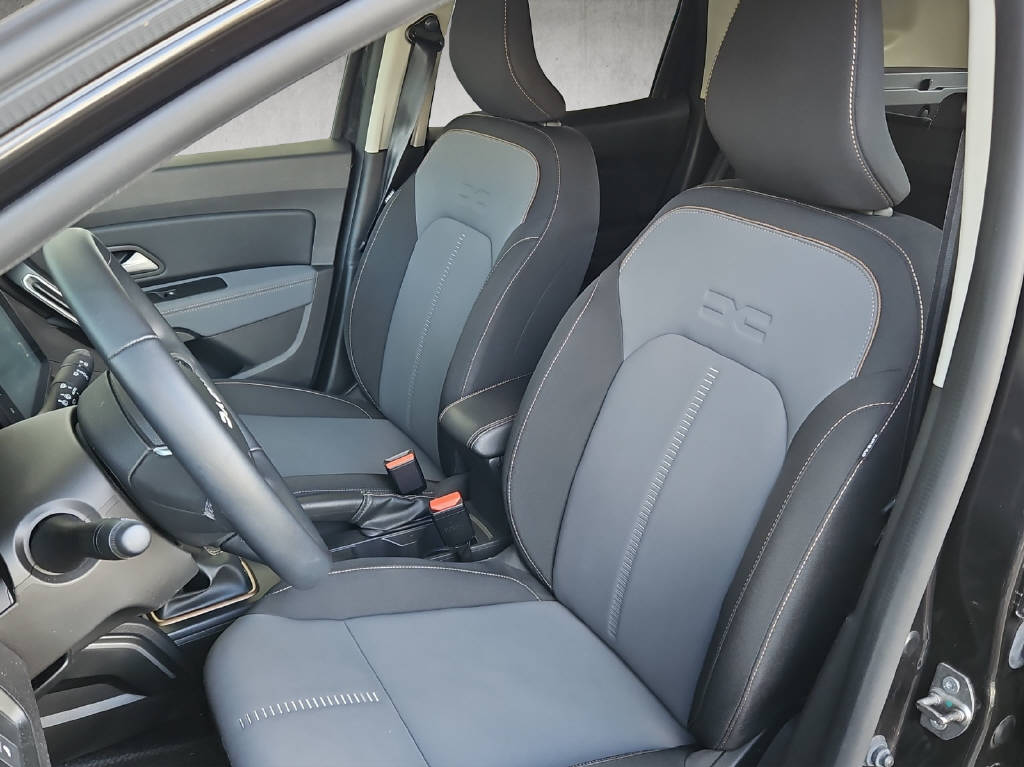DACIA Duster 1.3 TCe 150 Extreme EDC-image-4