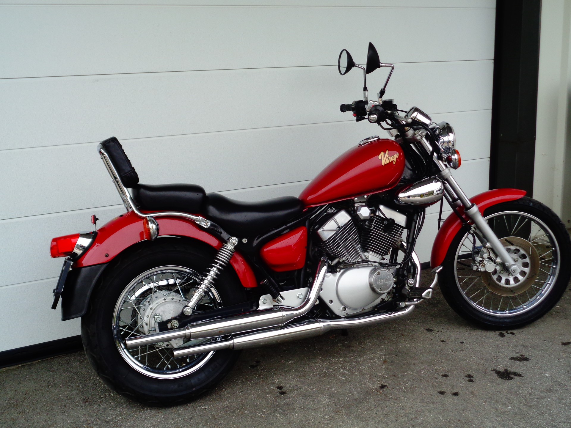 YAMAHA XV 250 Virago-showroom-element-2