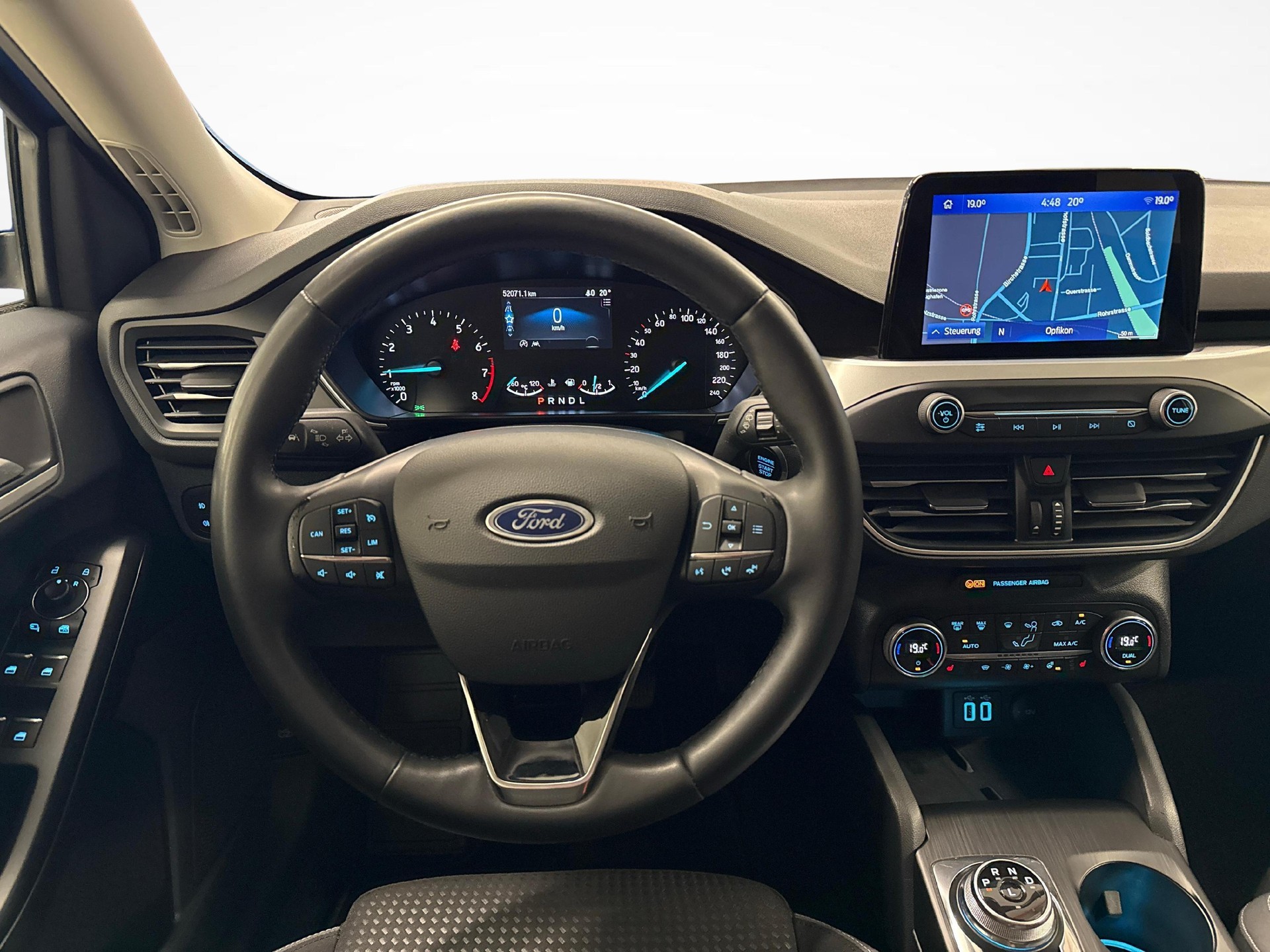 FORD Focus 1.0i EcoB 125 Cool & Connect-image-13