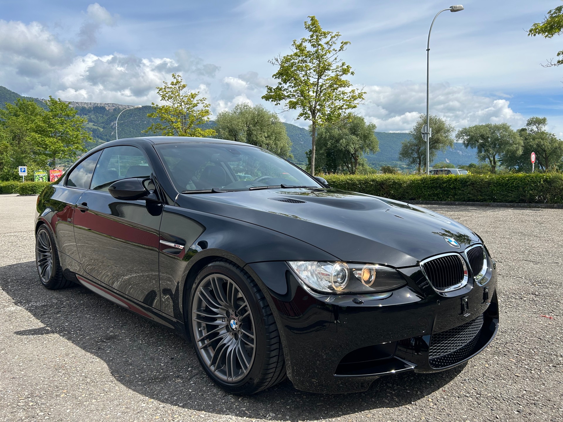 BMW M3-image-7