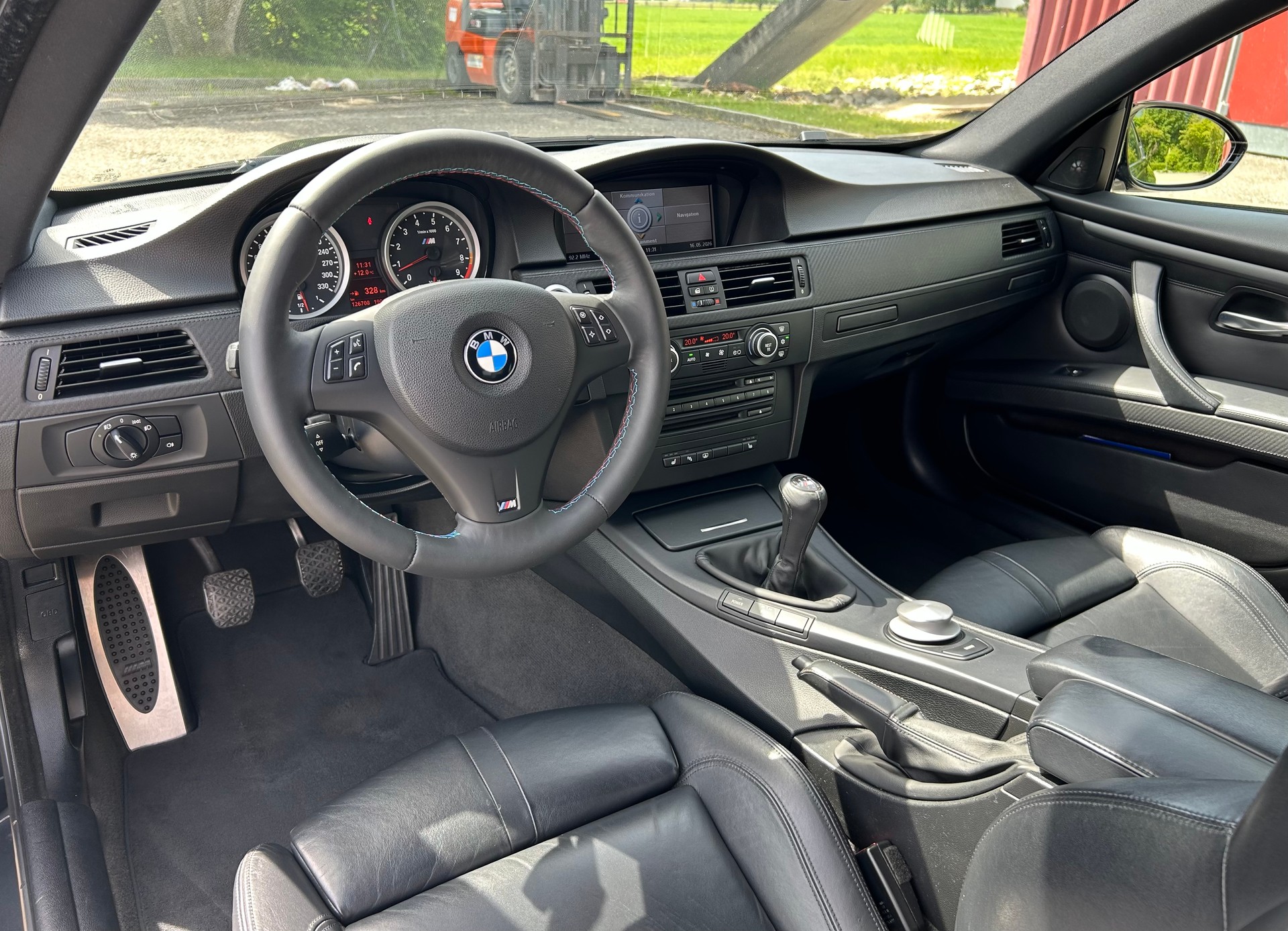 BMW M3-image-8