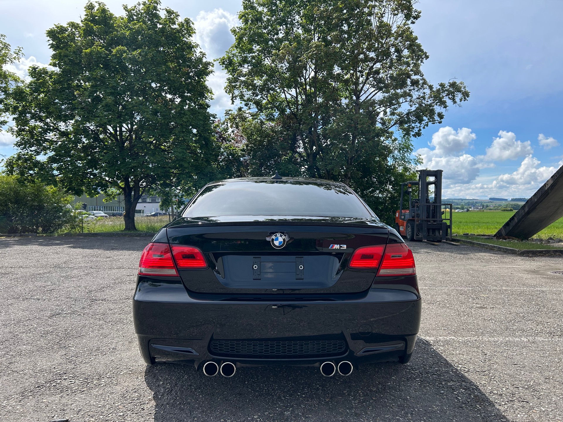 BMW M3-image-4