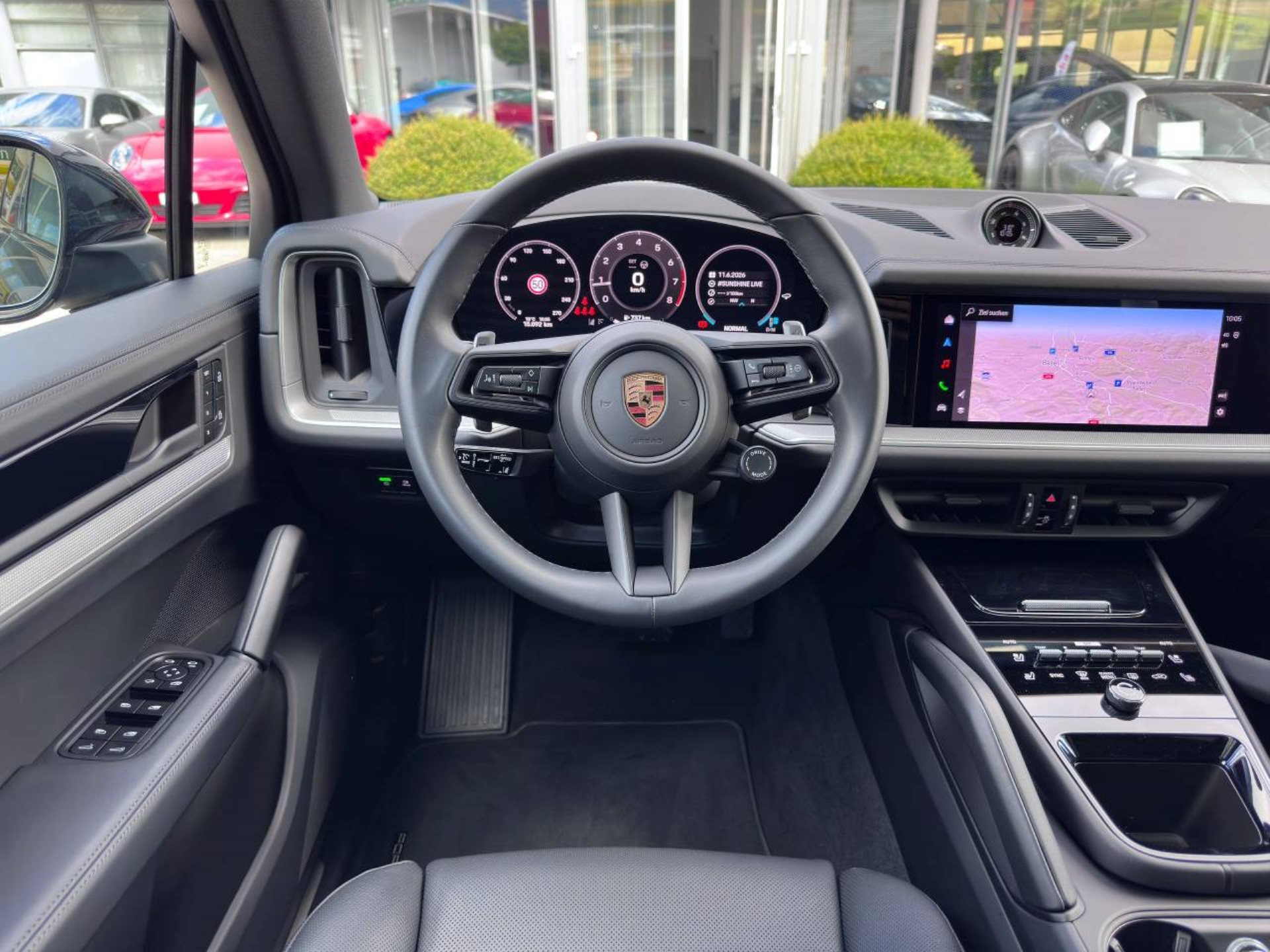 PORSCHE Cayenne-image-15