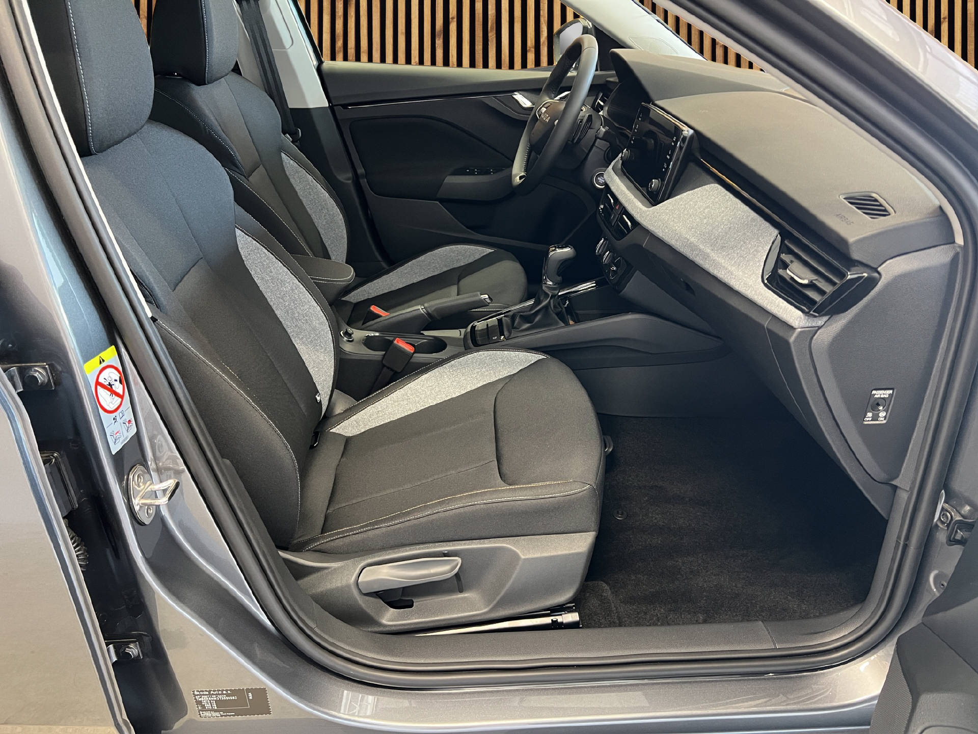 SKODA Scala 1.0 TSI 115 Selection DSG-image-13