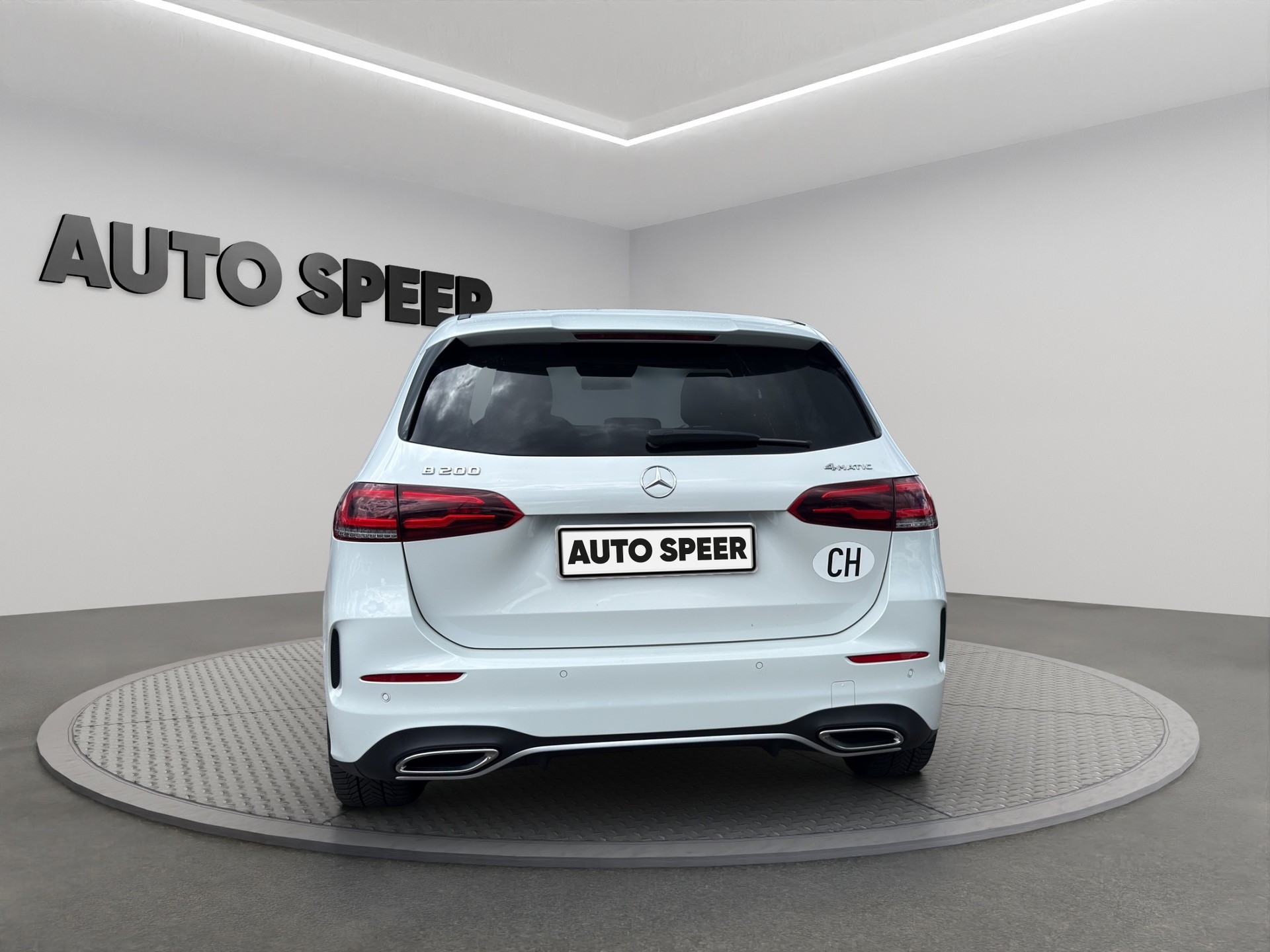 MERCEDES-BENZ B 200 4Matic AMG Line-image-6
