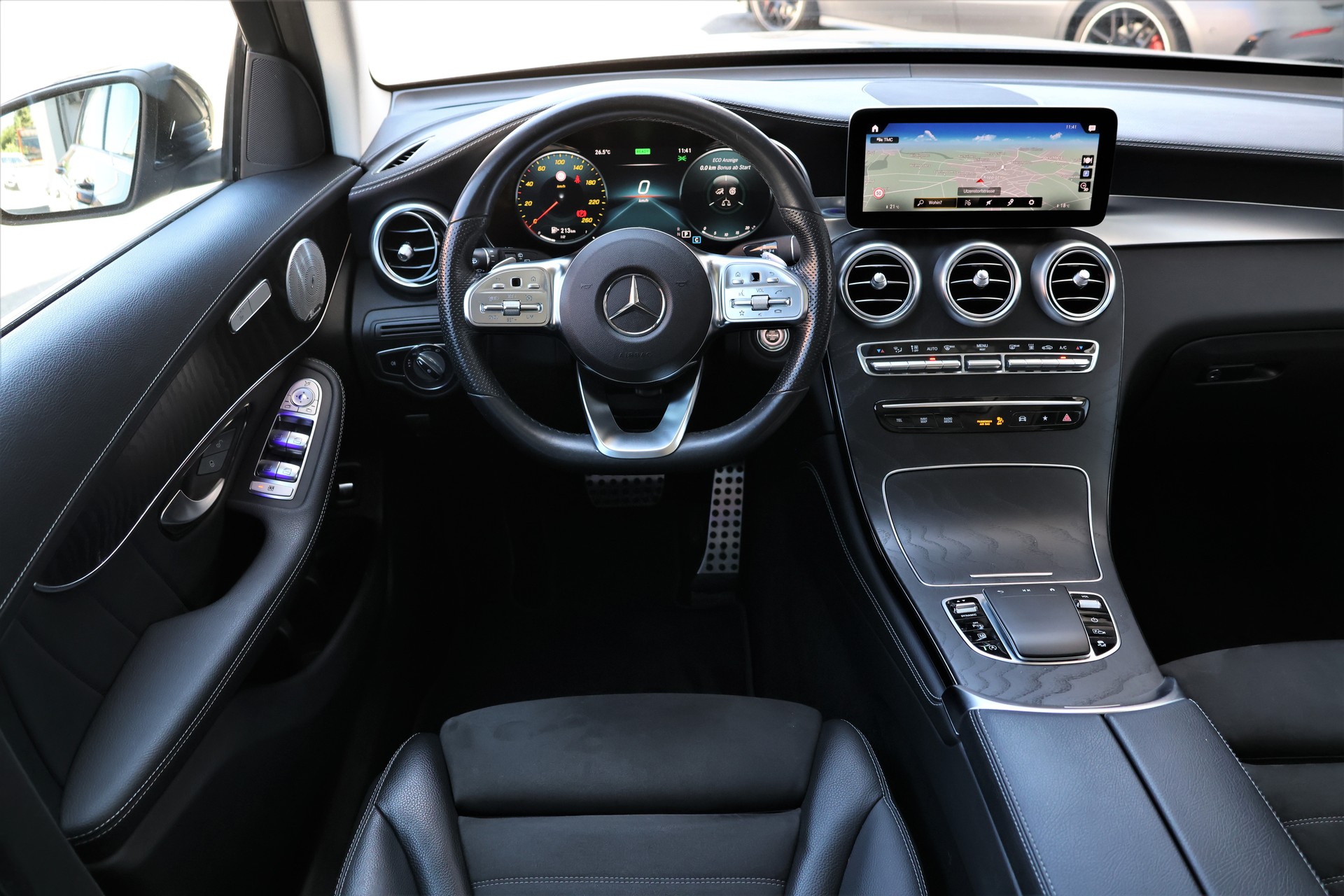 MERCEDES-BENZ GLC 300 AMG Line 4Matic 9G-Tronic + 2.4T AHK-image-13