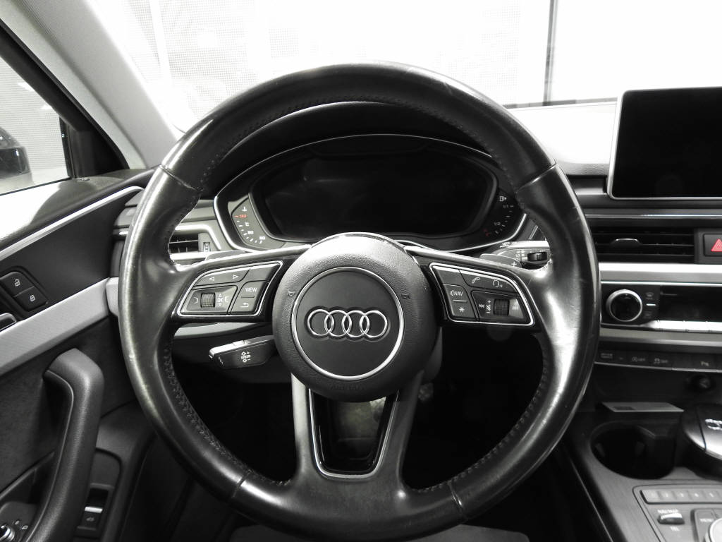 AUDI A4 Avant 2.0 TFSI 190 ultra Sport S-Tron-image-5