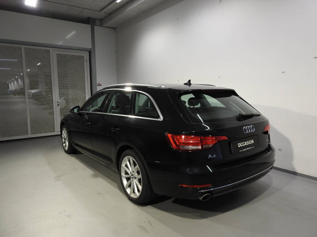 AUDI A4 Avant 2.0 TFSI 190 ultra Sport S-Tron-image-3