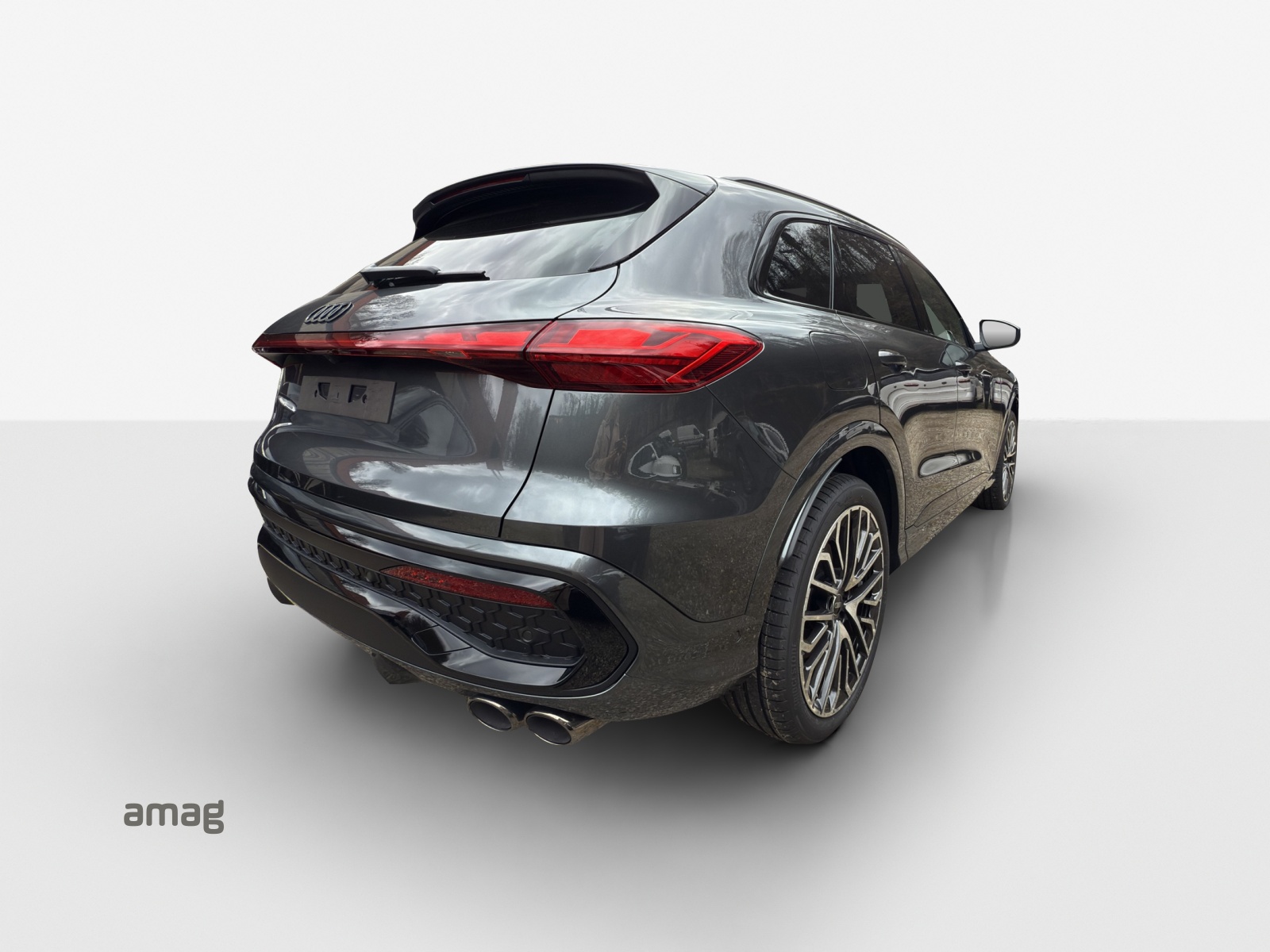 AUDI SQ5 TFSI quattro S-tronic-image-4