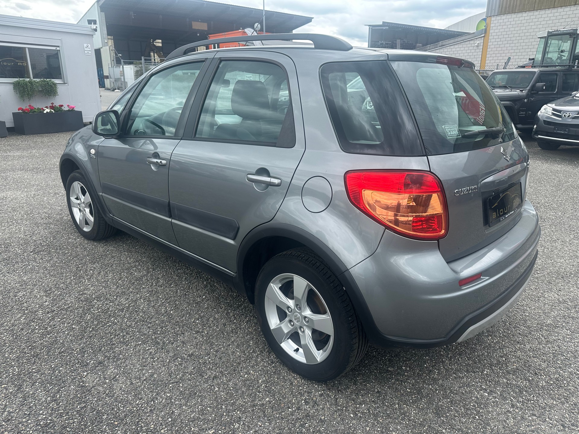 SUZUKI SX4 2.0 TD GLX Top 4WD-image-6