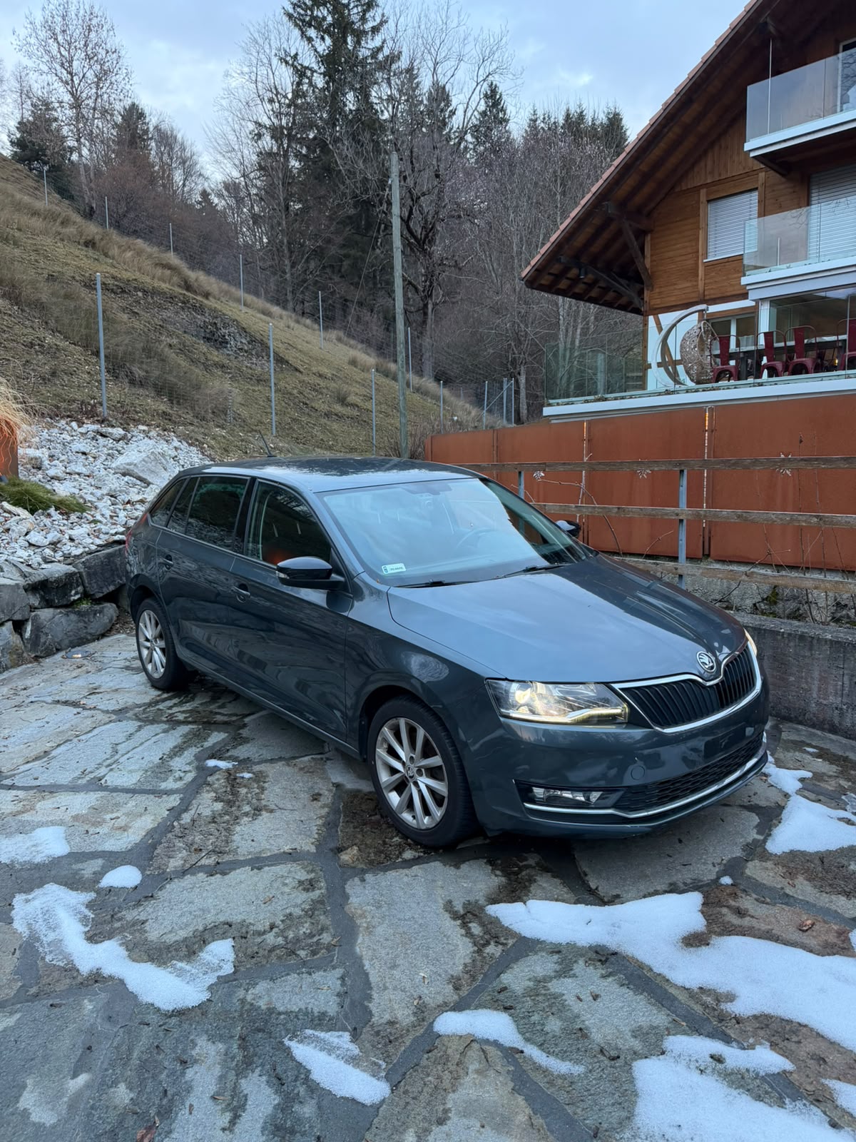 SKODA RAPID-image-0