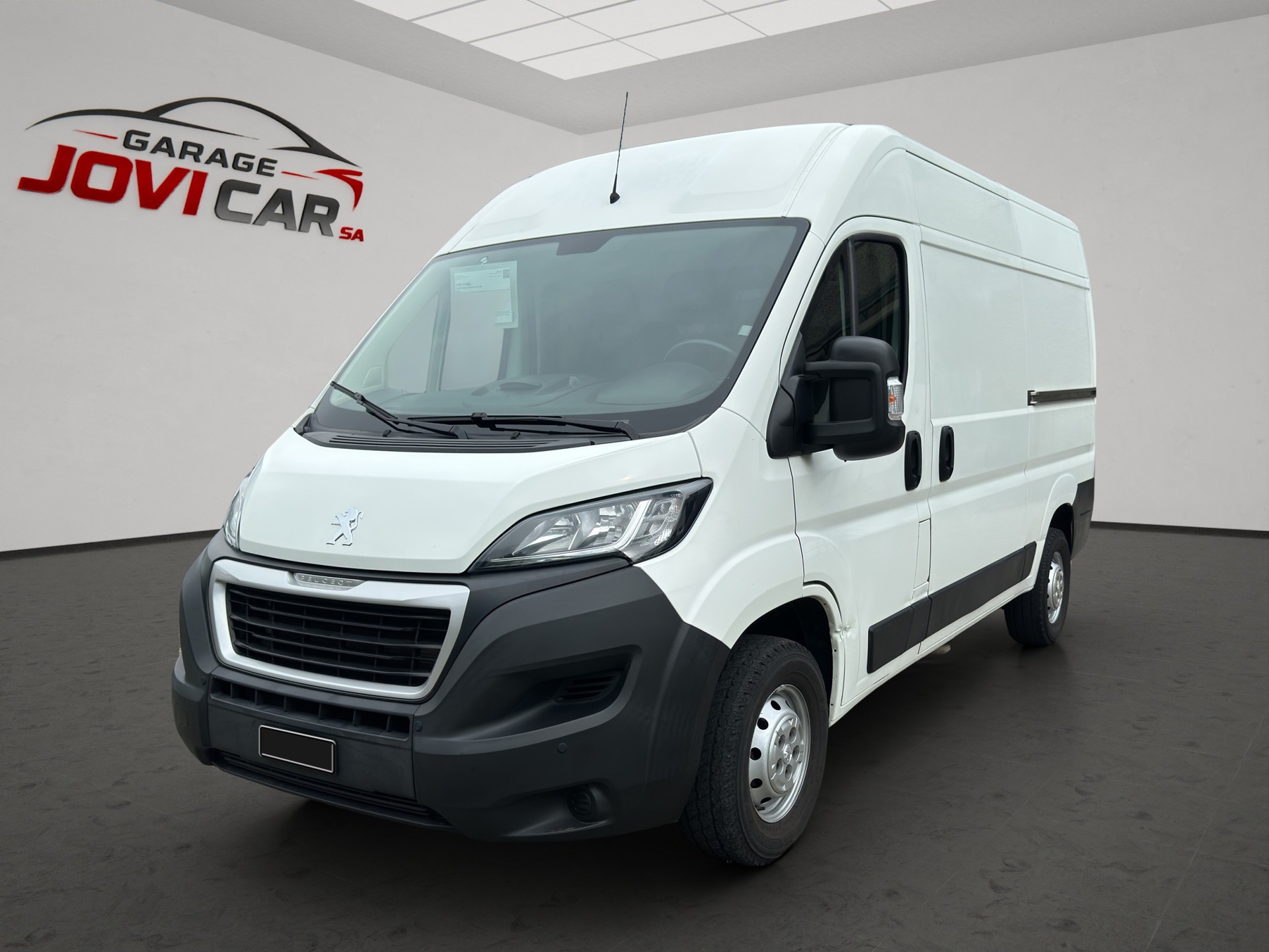 PEUGEOT Boxer 2.0 HDI 335 Active L2H2-image-1