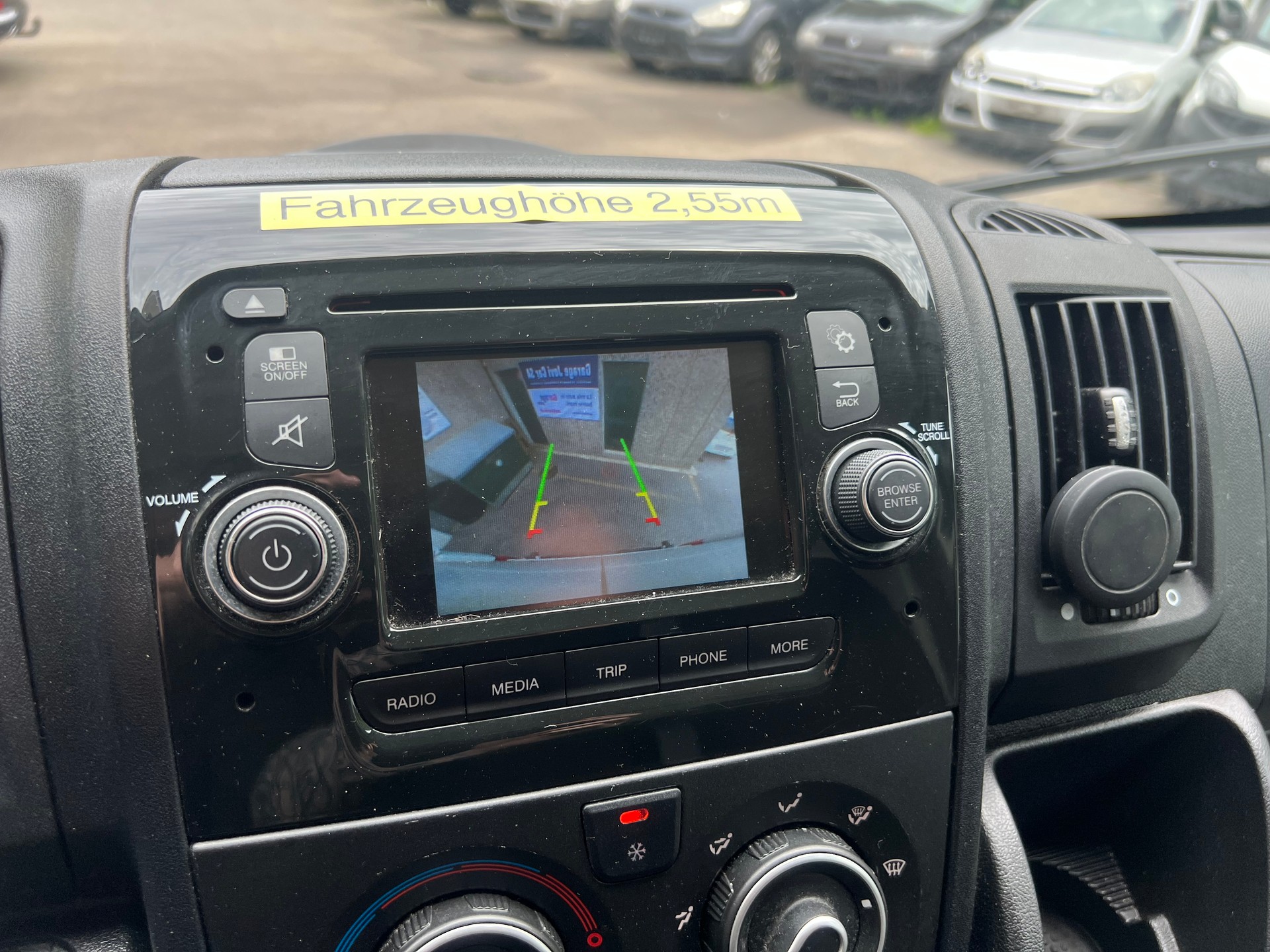 PEUGEOT Boxer 2.0 HDI 335 Active L2H2-image-7