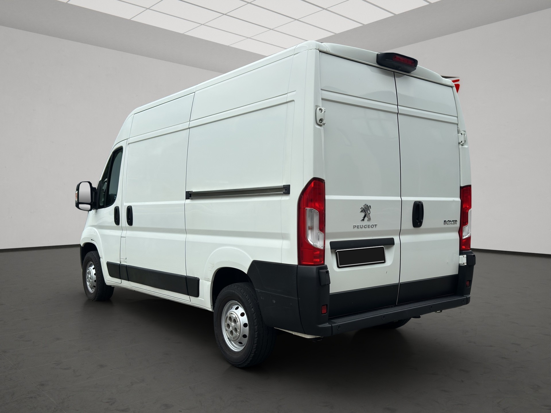 PEUGEOT Boxer 2.0 HDI 335 Active L2H2-image-2
