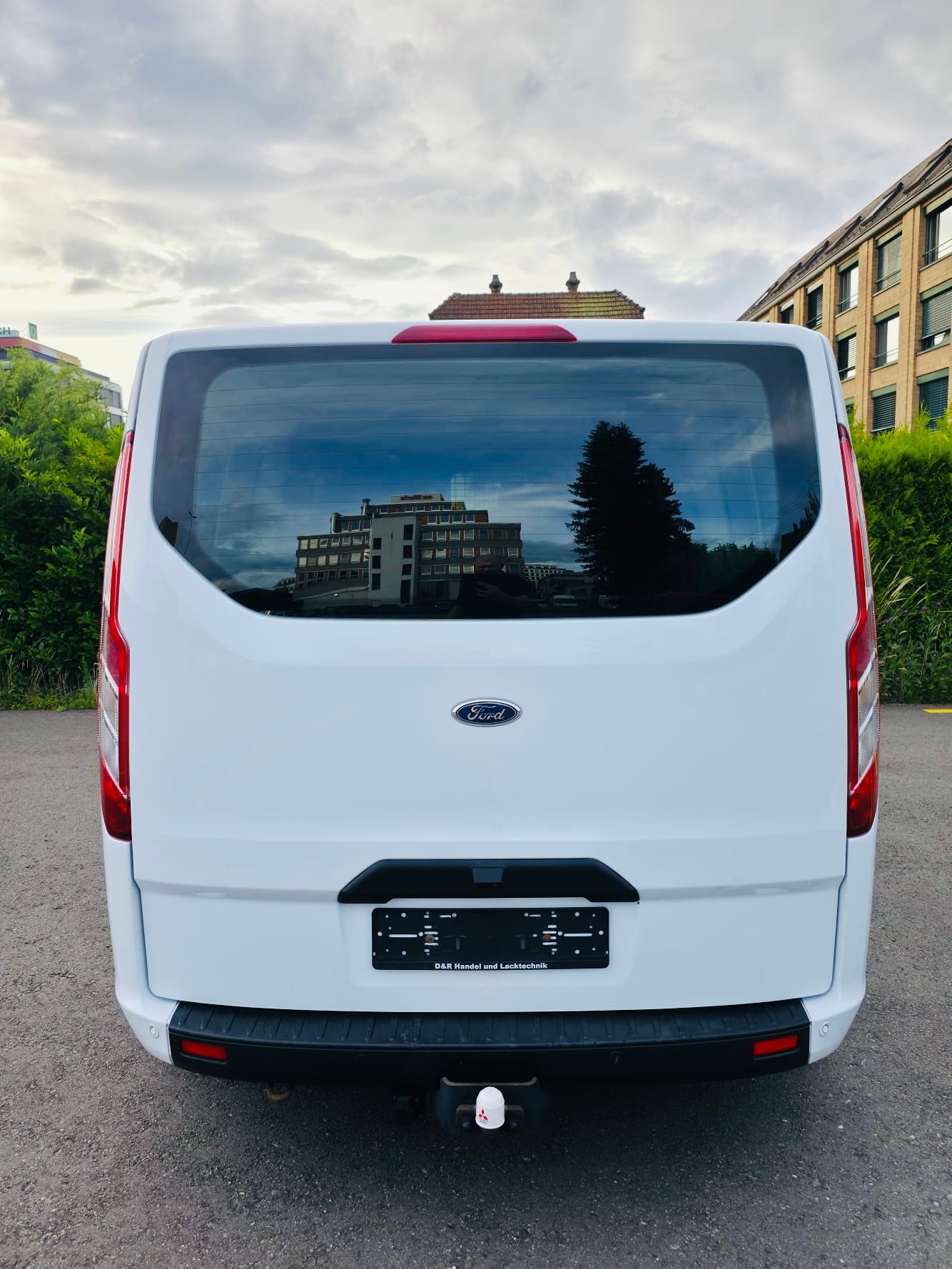 FORD Transit Custom Van 320 L2H1 Trend A-image-7