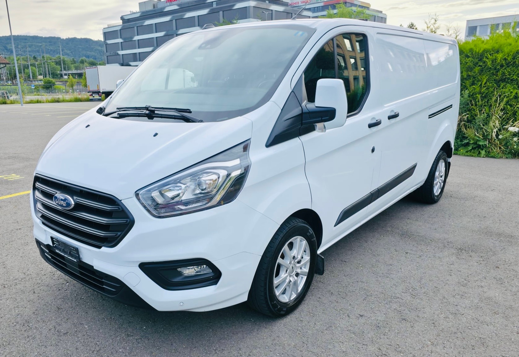 FORD Transit Custom Van 320 L2H1 Trend A