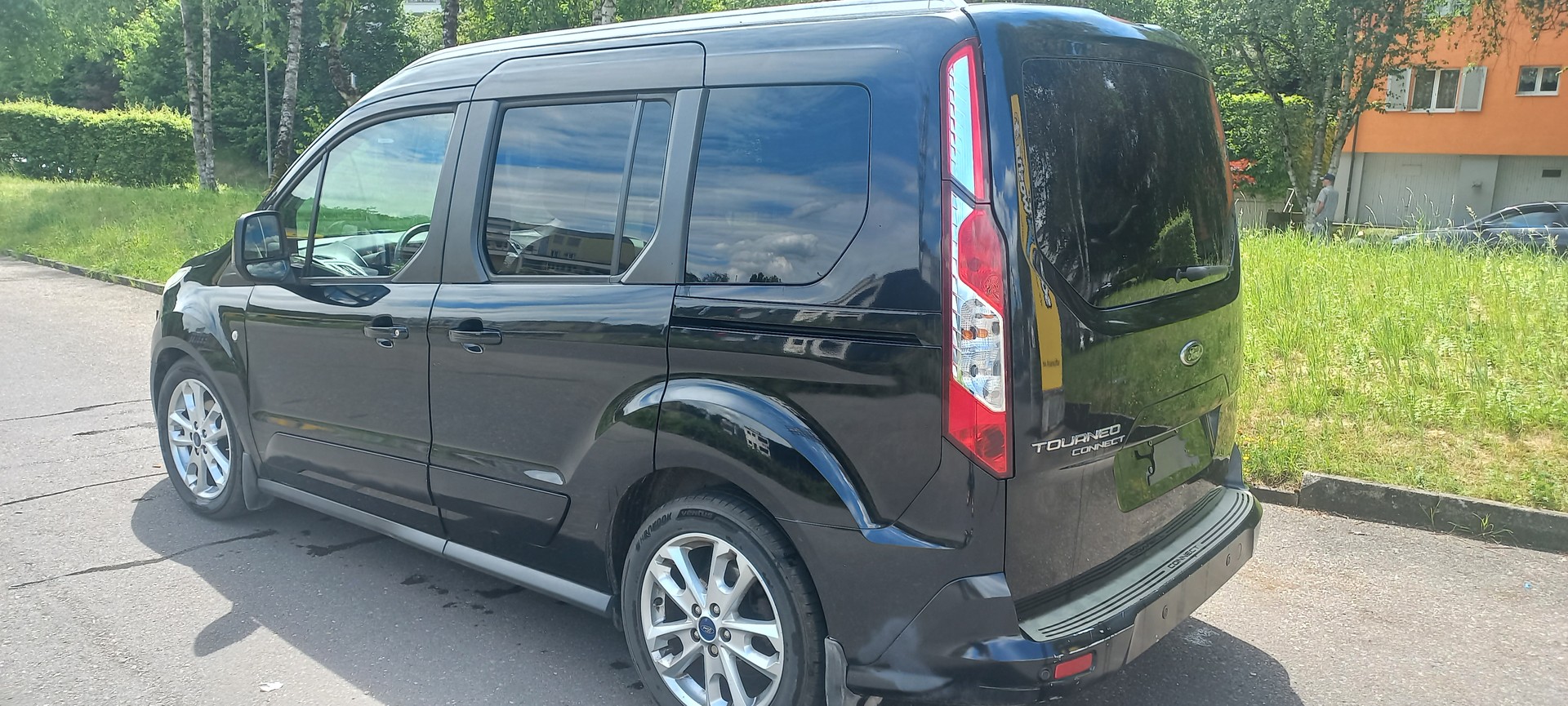 FORD Tourneo Connect 1.6 TDCi Trend-image-11