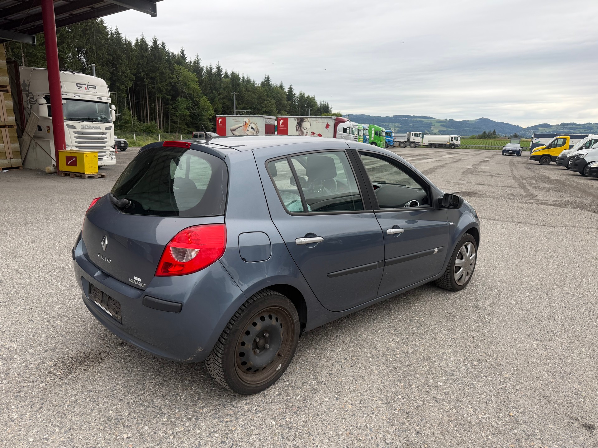 RENAULT Clio 1.6 16V Dynamique-image-3