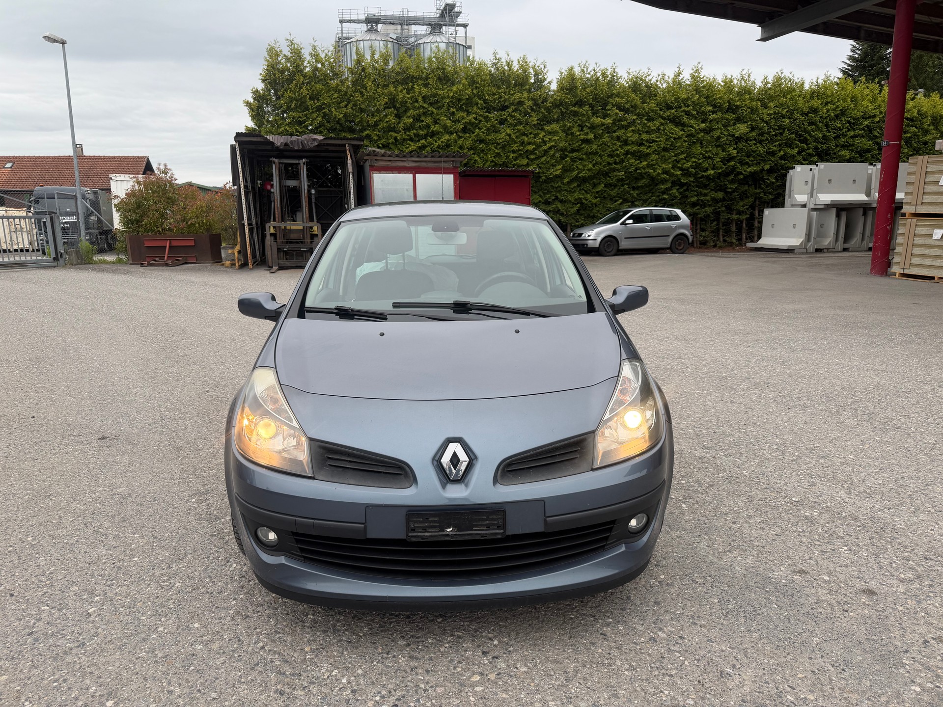 RENAULT Clio 1.6 16V Dynamique-image-0
