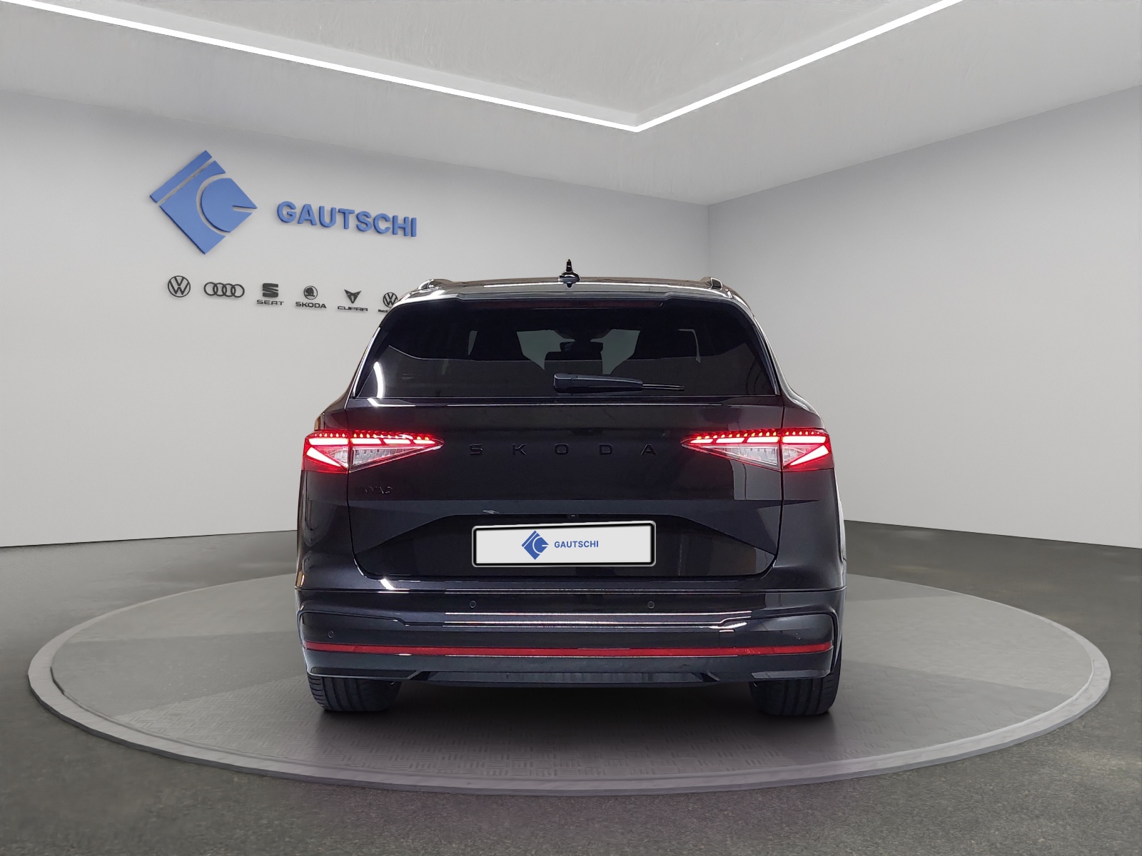 SKODA Enyaq 4x4 RS-image-3